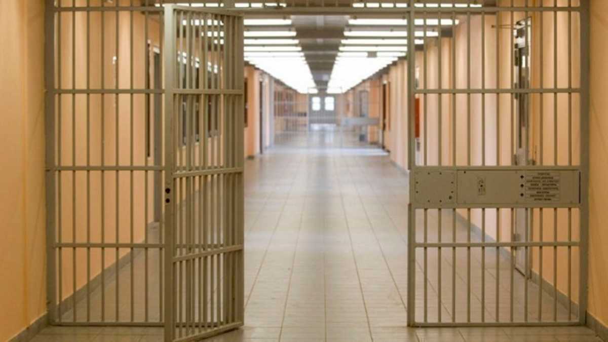Ζάκυνθος: Στις φυλακές Κορυδαλλού ο αστυνομικός που πουλούσε προστασία στον Λαγανά