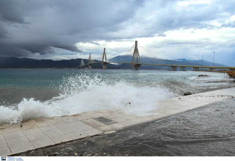 Καιρός σήμερα: Μπόρες σε Αττική, Θεσσαλονίκη – Σε ποιες περιοχές θα πέσει χαλάζι