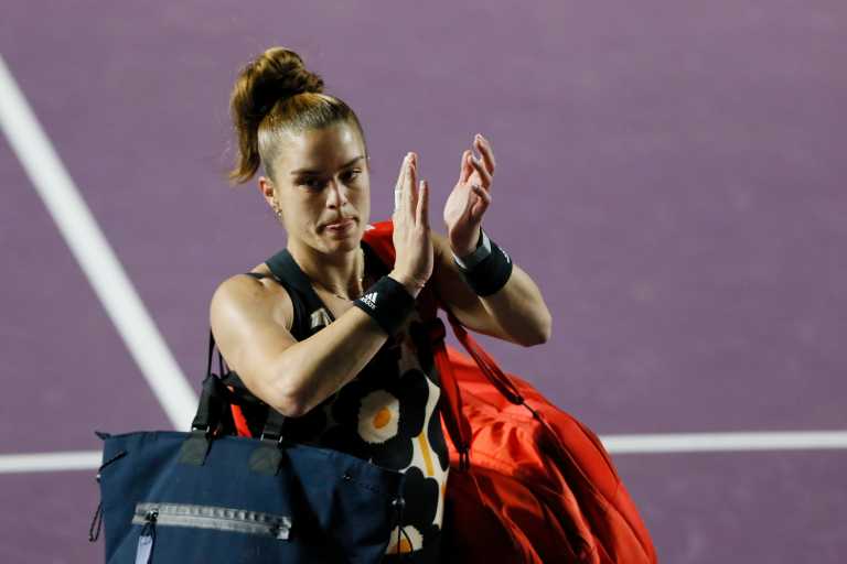 Έχασε η Μαρία Σάκκαρη από την Αντέτ Κονταβέιτ, εκτός τελικού στο WTA Finals