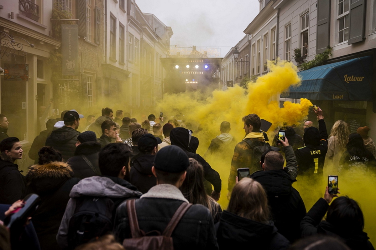 Ολλανδία – Μαρκ Ρούτε: Καθαρή βία από ηλίθιους οι ταραχές για τα μέτρα