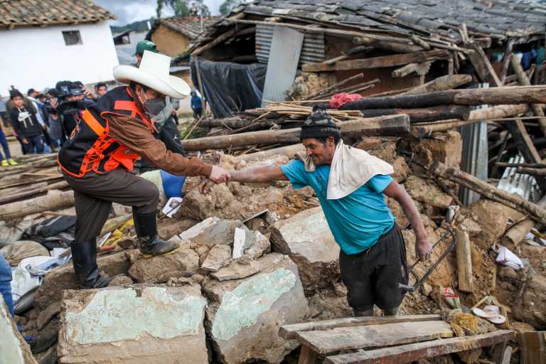 Σεισμός στο Περού: Τουλάχιστον 12 τραυματίες και εκτεταμένες ζημιές μετά τον «χορό» των 7,5 Ρίχτερ