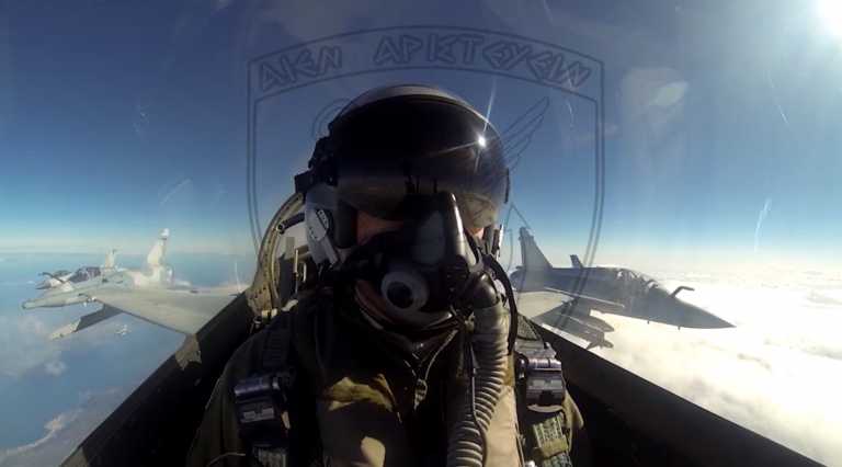 Ημέρα Ενόπλων Δυνάμεων: Εορταστικές εκδηλώσεις για τους «θεματοφύλακες της πατρίδας και του δυτικού πολιτισμού»