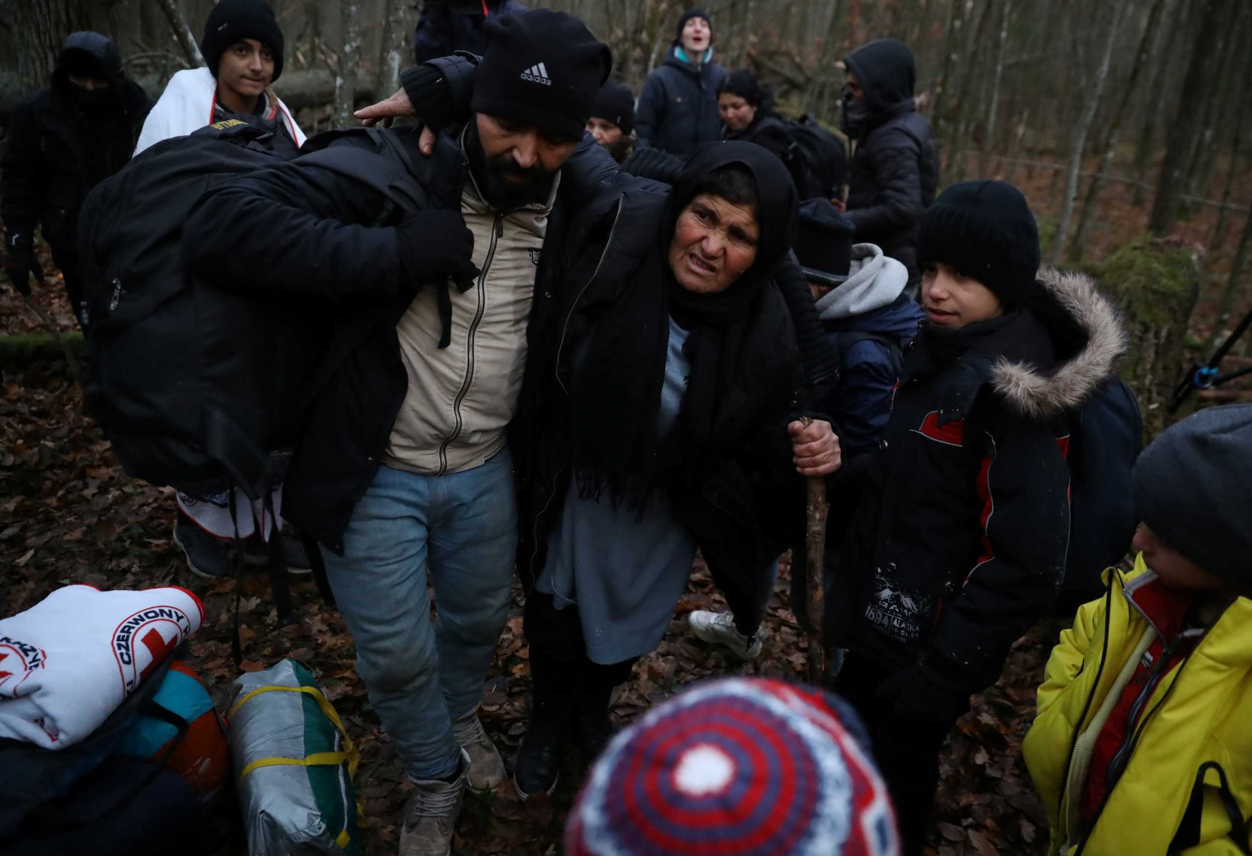 Λευκορωσία – Πολωνία: ΜΚΟ καταγγέλλει βασανισμούς μεταναστών