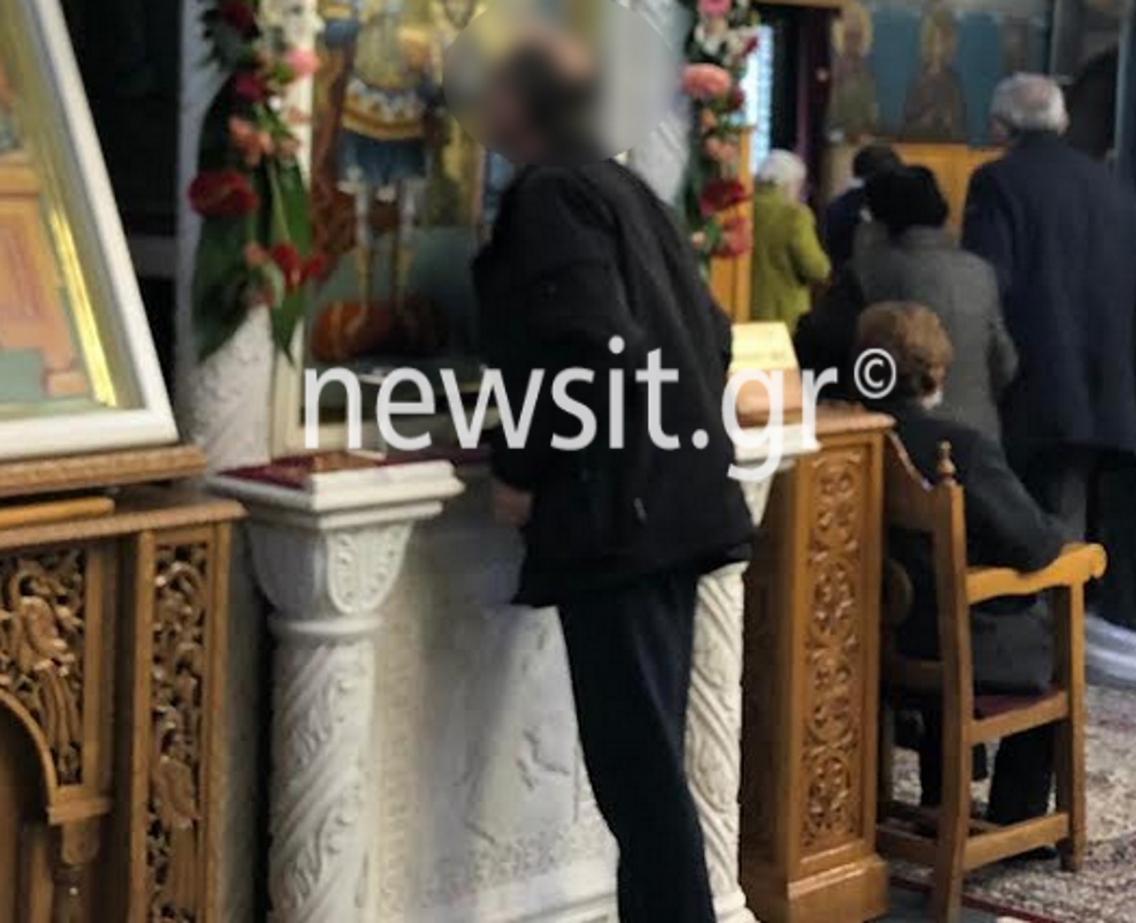 Σέρρες – Κορονοϊός: Προσκύνημα χωρίς μάσκες – Κανένας έλεγχος στην εκκλησία που γιορτάζει