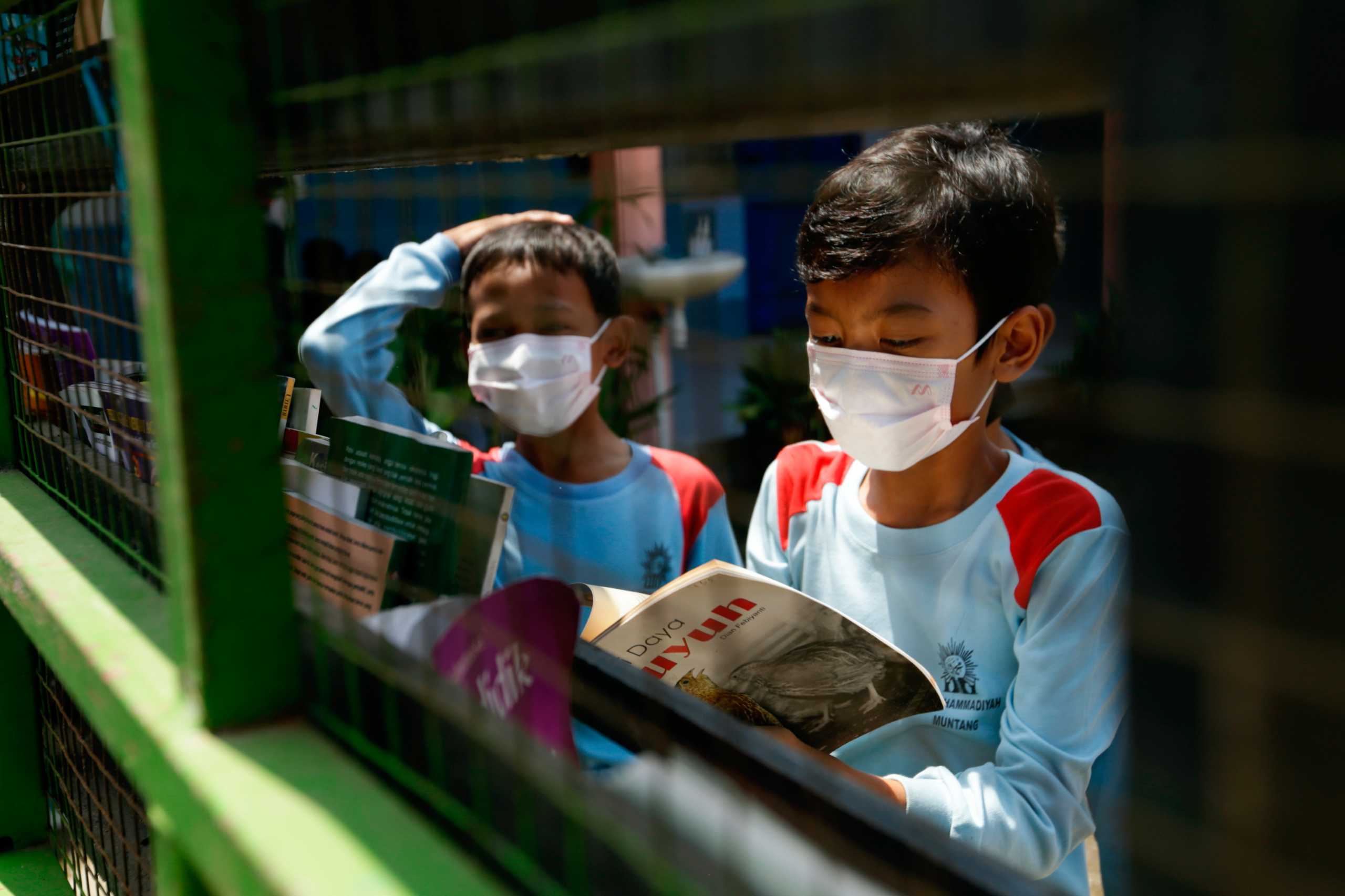 Ινδονησία: Πάνω από 70 νεκρά παιδιά από νεφρική ανεπάρκεια – Έρευνα για σύνδεση θανάτων με σιρόπια