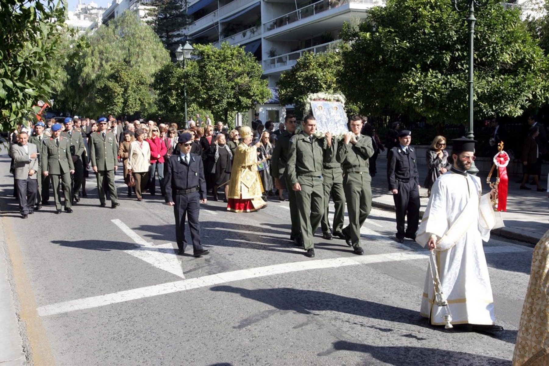 Αρχάγγελοι Μιχαήλ και Γαβριήλ: Τί γιορτάζουμε σήμερα, 08 Νοεμβρίου