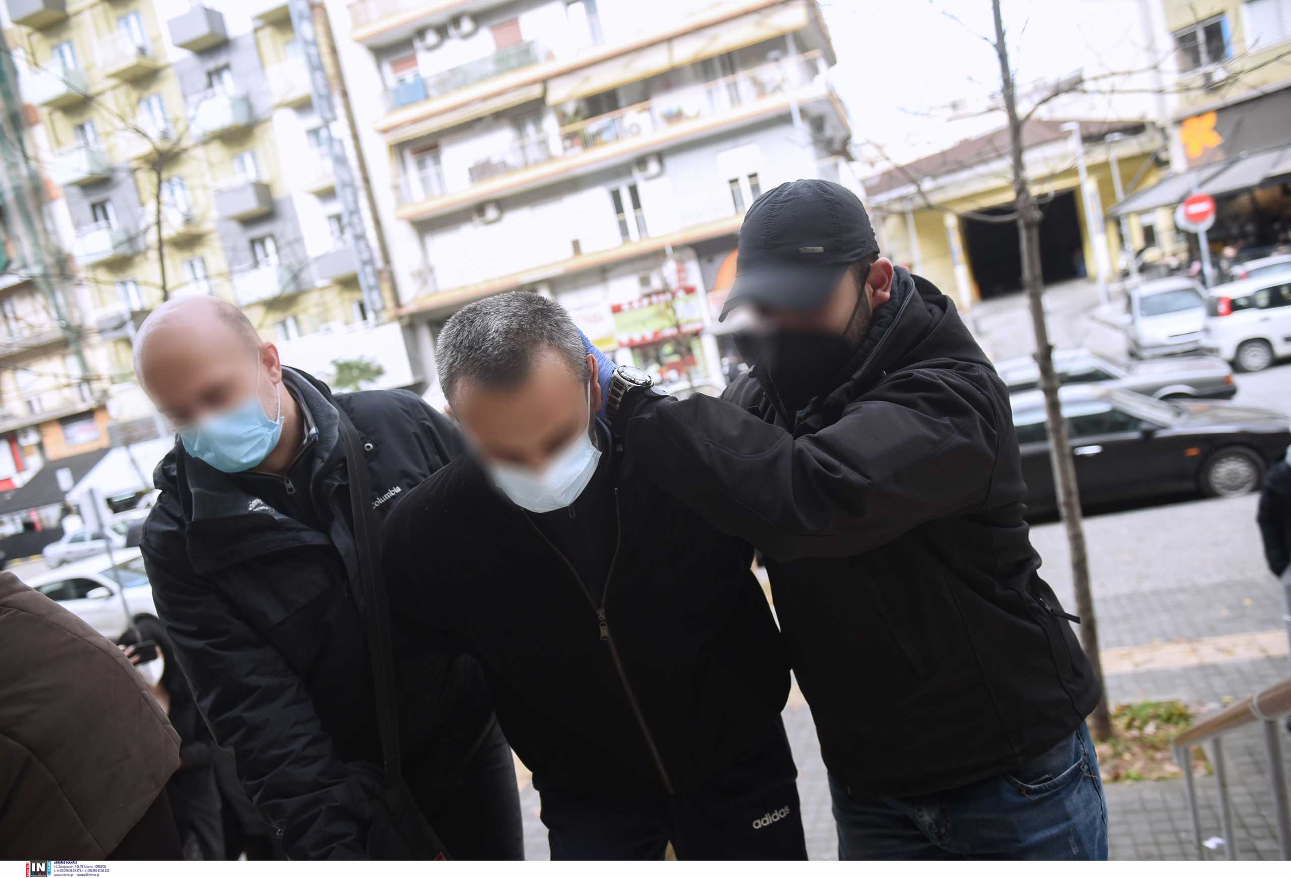 Γυναικοκτονία στη Θεσσαλονίκη: Με 23 μαχαιριές κατακρεούργησε τη σύζυγό του – Σοκάρει το πόρισμα του ιατροδικαστή