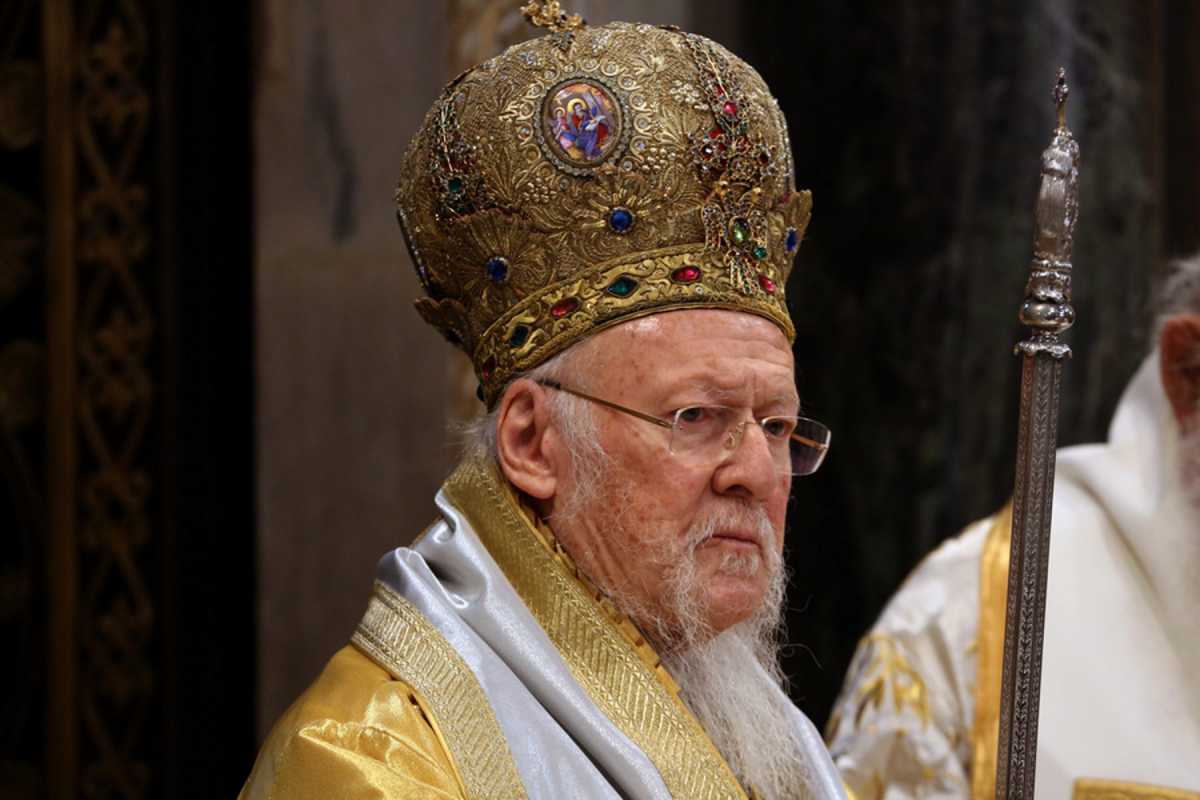 Πόλεμος στην Ουκρανία: Επικοινωνία Ζελένσκι με τον Πατριάρχη Βαρθολομαίο