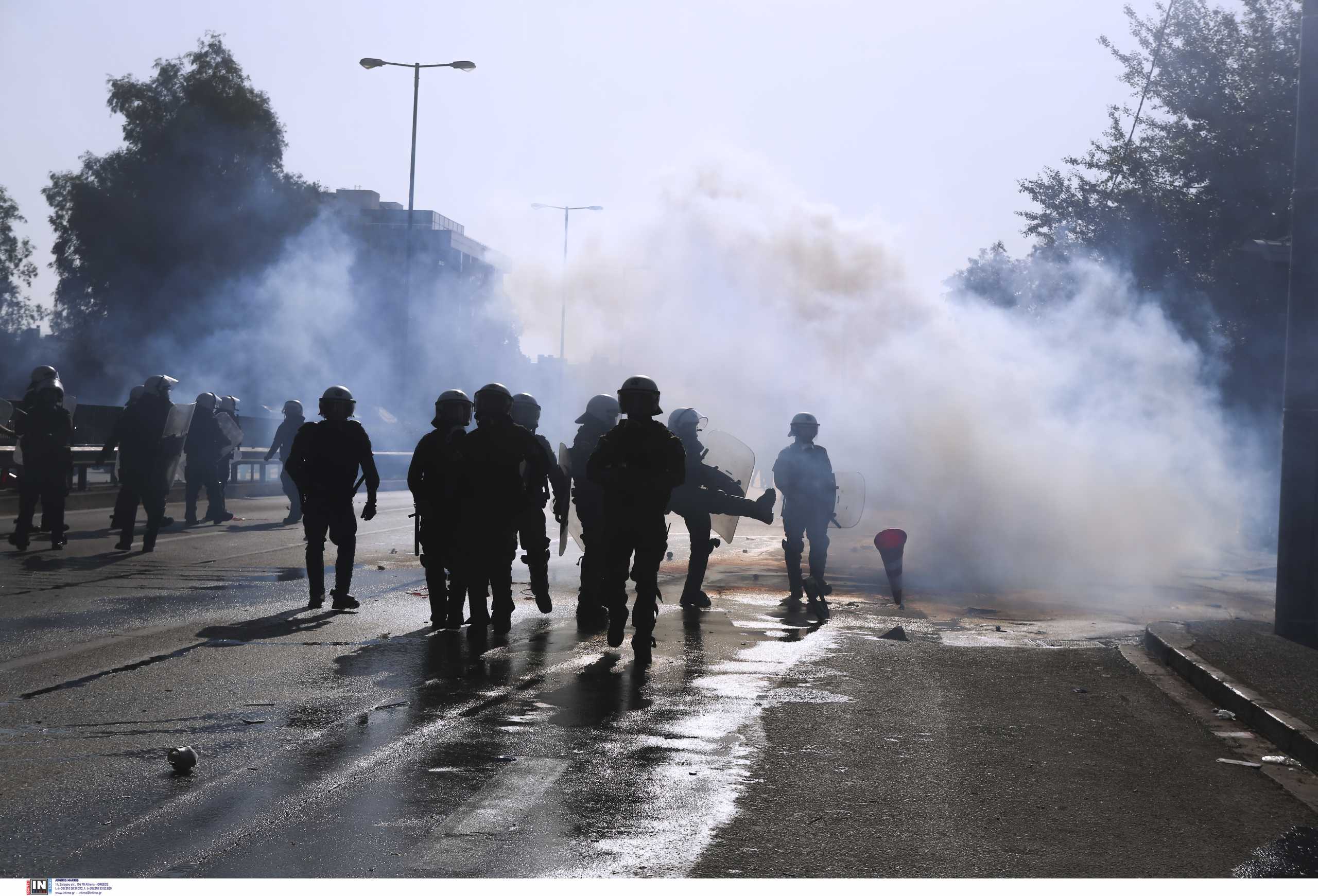 Επεισόδια και χημικά ανάμεσα σε Πυροσβέστες και Αστυνομία στο Μαρούσι