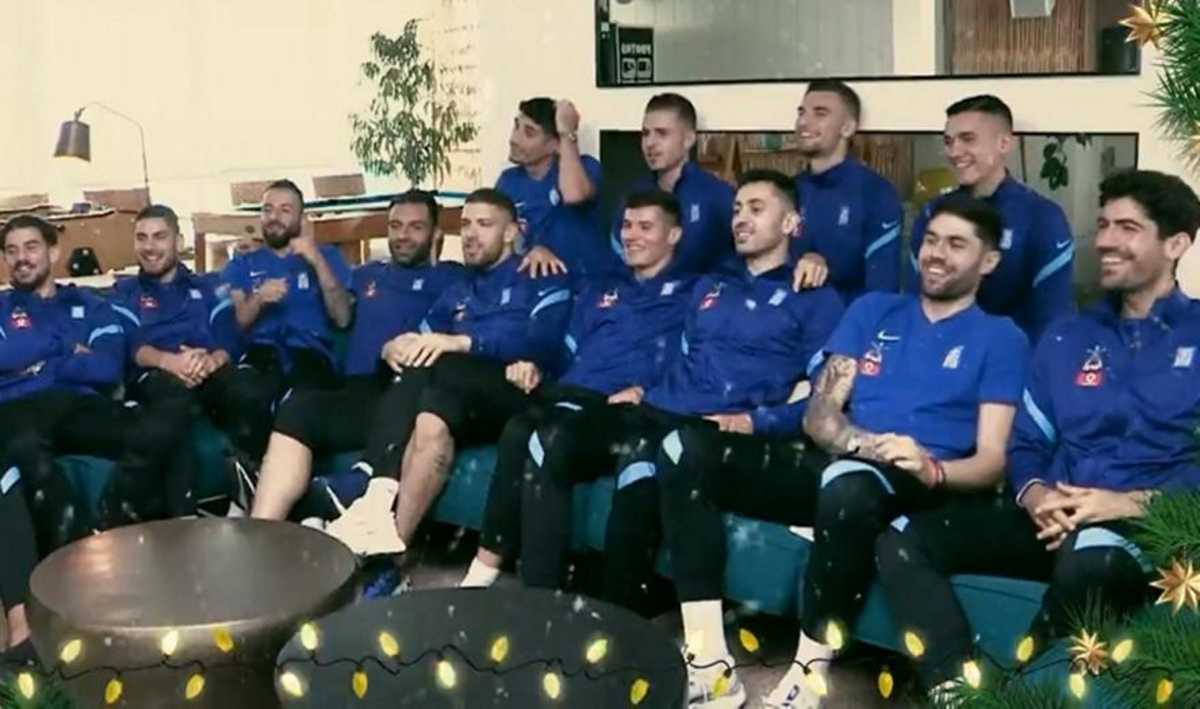 Εθνική Ελλάδας: Τα κάλαντα σε διαφορετικές γλώσσες από τους διεθνείς