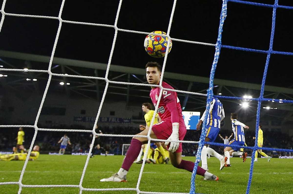 Soccer Football - Premier League - Brighton & Hove Albion v Brentford - The American Express Community Stadium, Brighton, Britain - December 26, 2021 Brighton & Hove Albion's Neal Maupay scores their second goal REUTERS