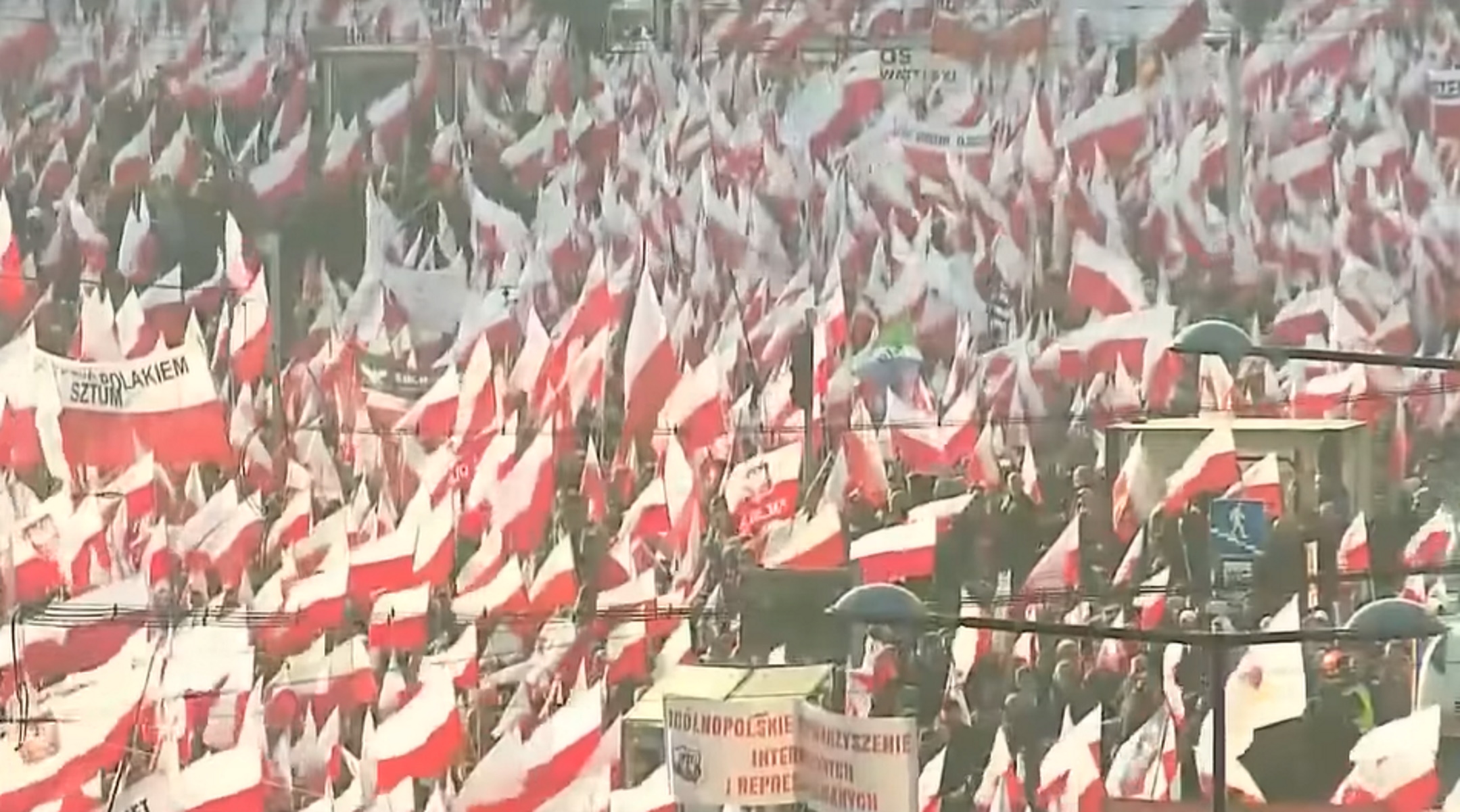 Πολωνία: Ηλεκτρονικές παρακολουθήσεις καταγγέλλει η  αντιπολίτευση – «Η μεγαλύτερη πολιτική κρίση από την πτώση του κομμουνισμού»