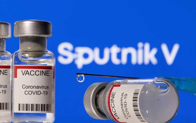 Κορονοϊός - Ρωσία: Έτοιμο το πρώτο τρίμηνο του 2022 το εισπνεόμενο εμβόλιο Sputnik