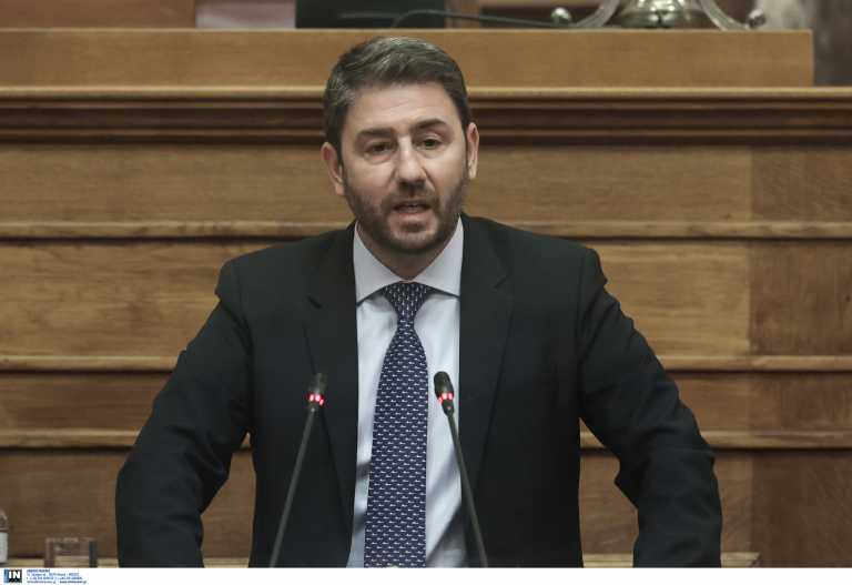 Πρόταση μομφής: Πώς θα συμμετάσχει ο Νίκος Ανδρουλάκης στη συζήτηση της Βουλής κι ας μην είναι βουλευτής