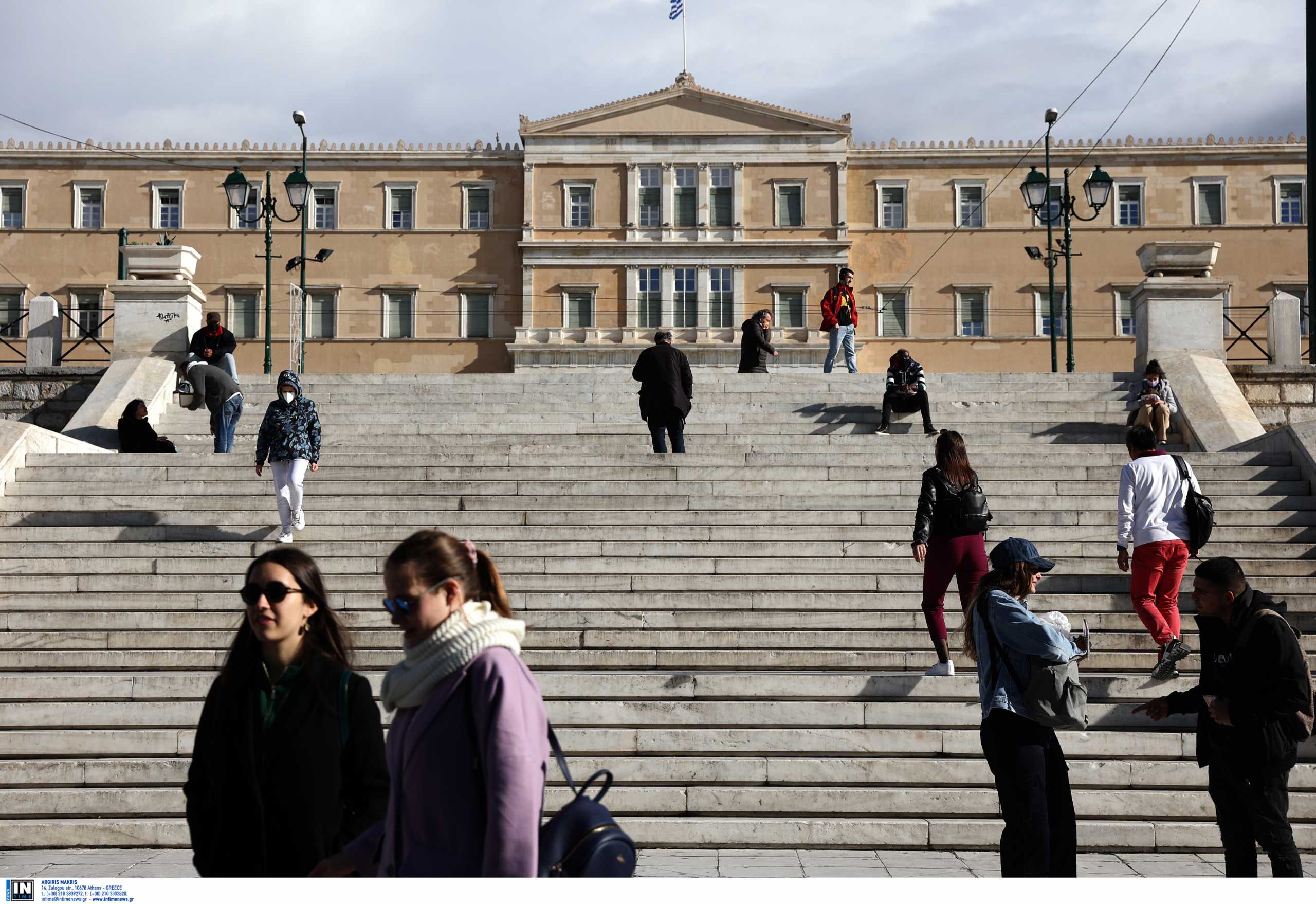 Ανεργία: Στο 12,2 τον Αύγουστο