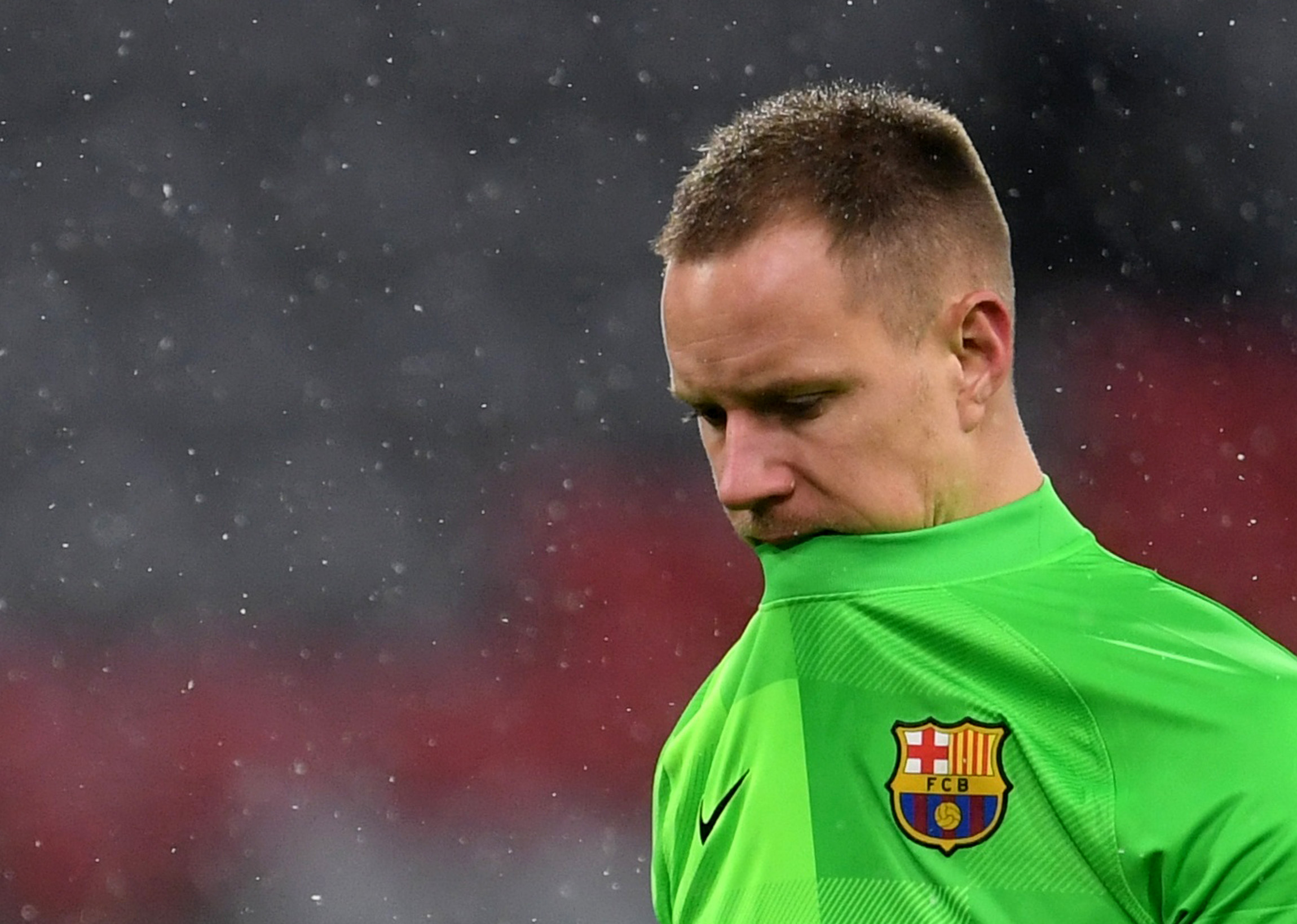 Soccer Football - Champions League - Group E - Bayern Munich v FC Barcelona - Allianz Arena, Munich, Germany - December 8, 2021 FC Barcelona's Marc-Andre ter Stegen looks dejected after the match REUTERS