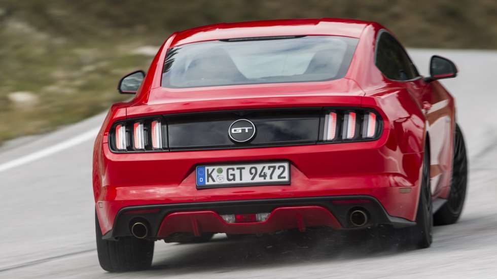 Η νέα γενιά της Ford Mustang θα έρθει σε ρήξη με το παρελθόν της!