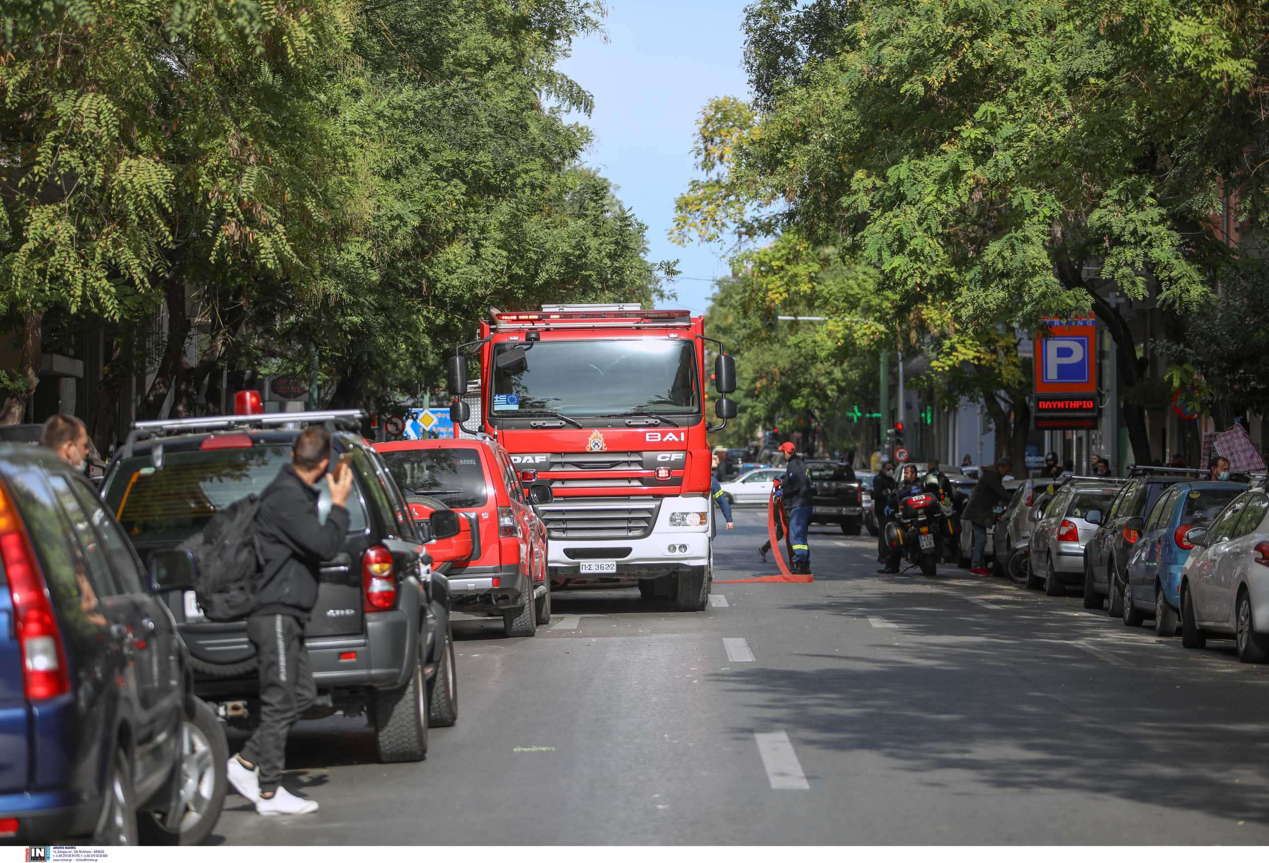 Αναστάτωση από φωτιά σε πολυκατοικία στο Κερατσίνι