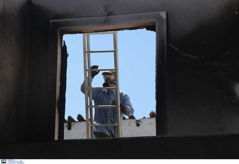 Αναστάτωση από φωτιά σε διαμέρισμα πολυκατοικίας στην Τούμπα - Επιχείρηση 9 πυροσβεστών