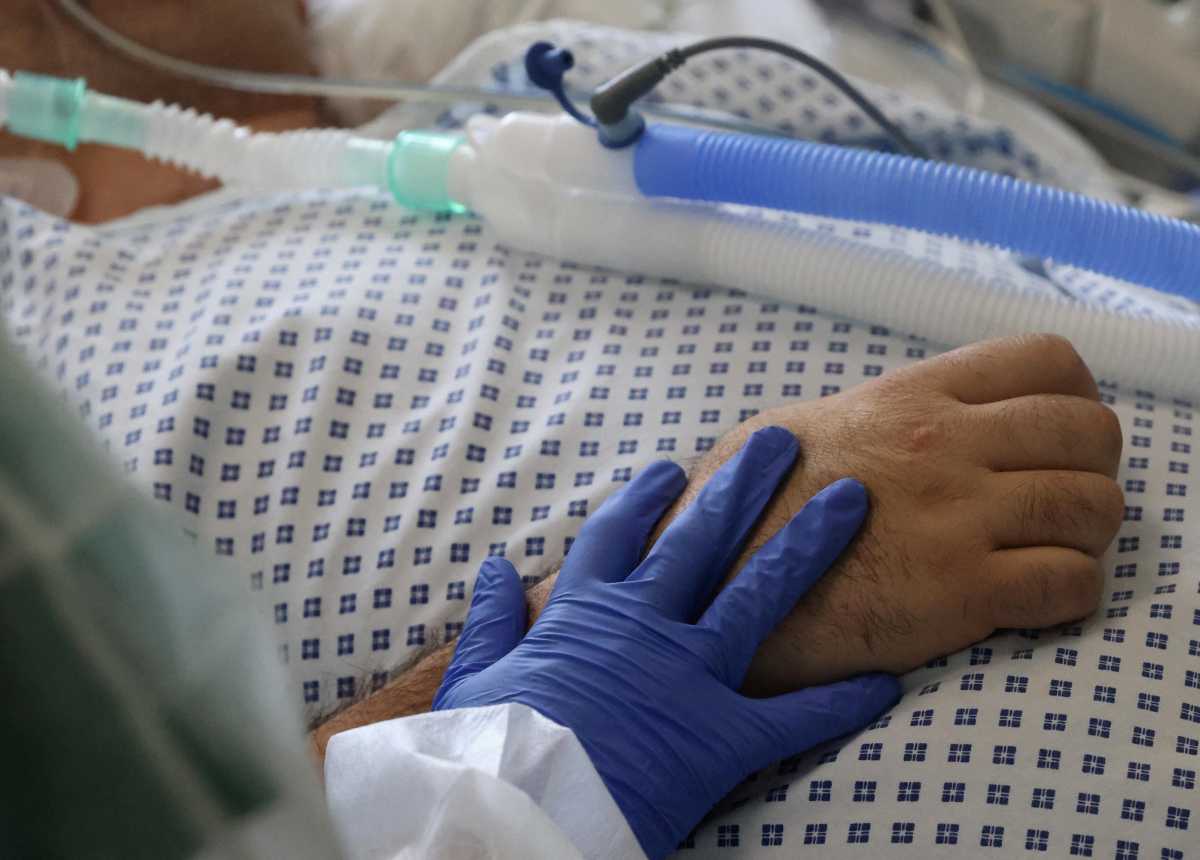 Αυξημένος ο κίνδυνος θανάτου και δεύτερης νοσηλείας για όσους νοσηλεύτηκαν με κορονοϊό