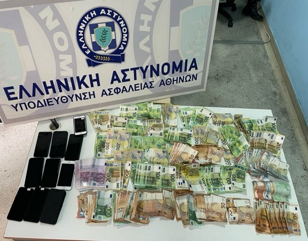 Οι διάλογοι που «έκαψαν» το κύκλωμα που έβγαλε 900.000 ευρώ από τη διακίνηση των παράνομων μεταναστών