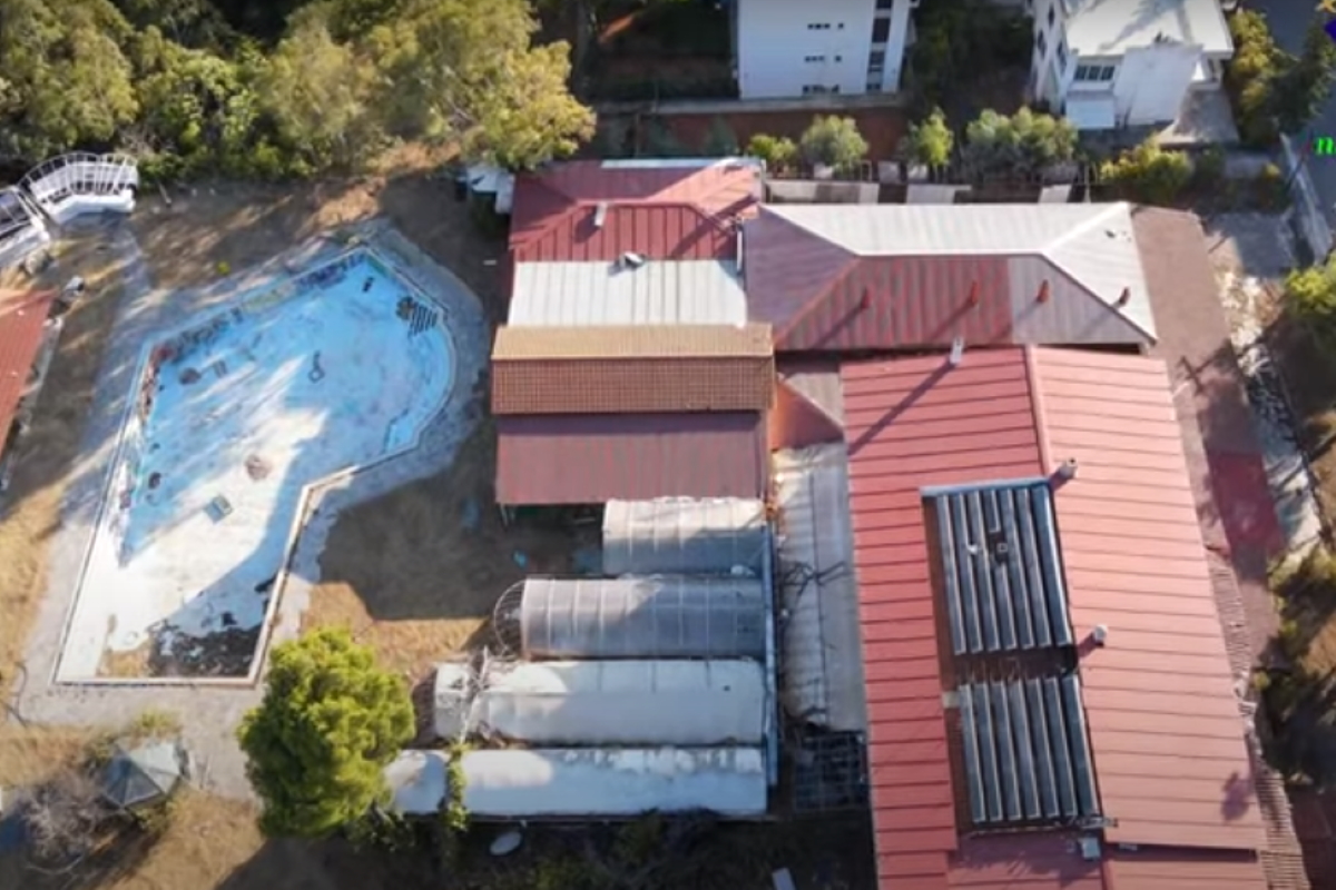 Grand Chalet: Ξανά στο «σφυρί» το ξενοδοχείο των κοσμικών στο Κεφαλάρι