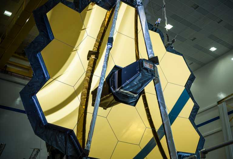 Εκτοξεύεται στο διάστημα το τηλεσκόπιο James Webb – Τι θα μελετά