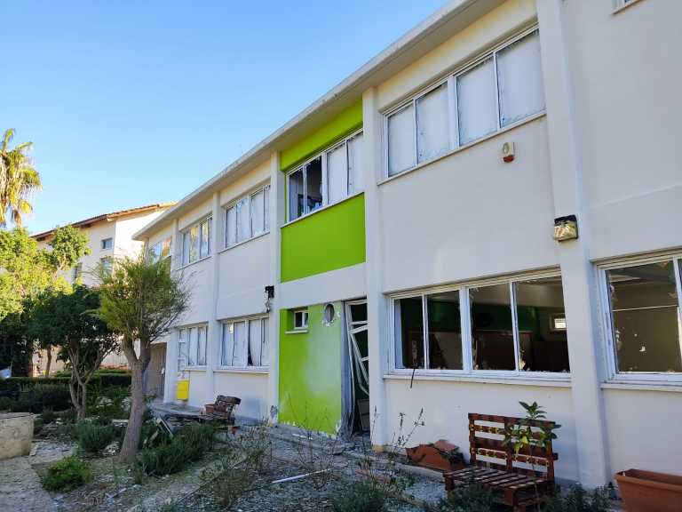 Κύπρος: Βόμβα από αντιεμβολιαστές σε σχολείο της Λεμεσού