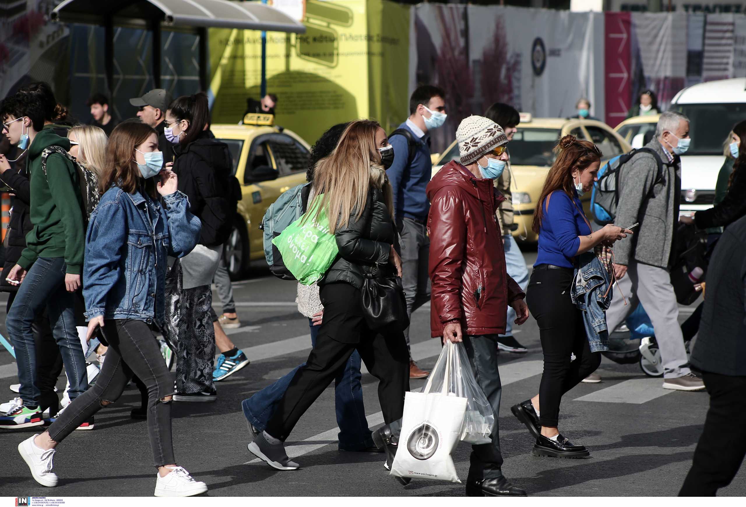 Τις 27.000 θα αγγίξουν τα κρούσματα σήμερα