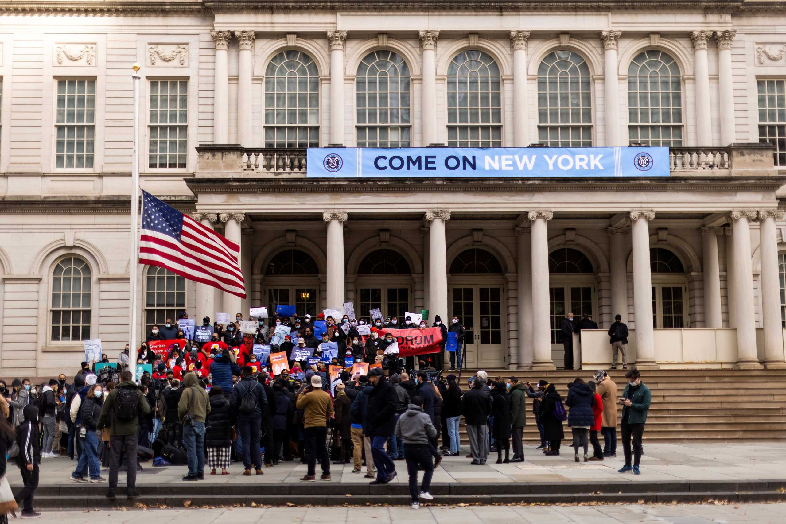 Νέα Υόρκη: Η πρώτη πόλη των ΗΠΑ που επιτρέπει στους αλλοδαπούς να ψηφίζουν σε εκλογές