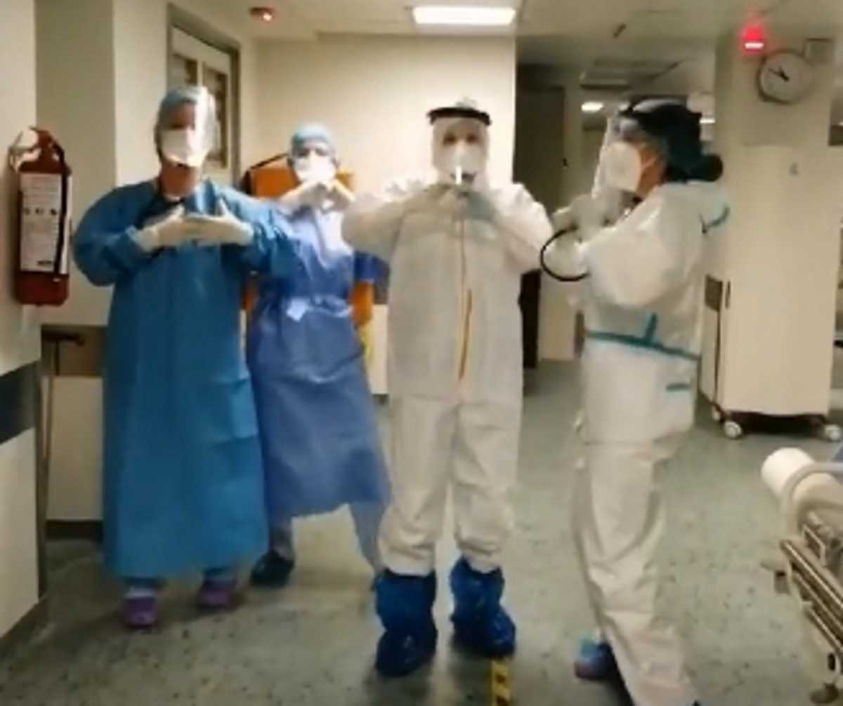 Θεσσαλονίκη: Νοσηλεύτριες χορεύουν σε νοσοκομείο το «χτυπάει η καρδιά μου δυνατά» και γίνονται viral