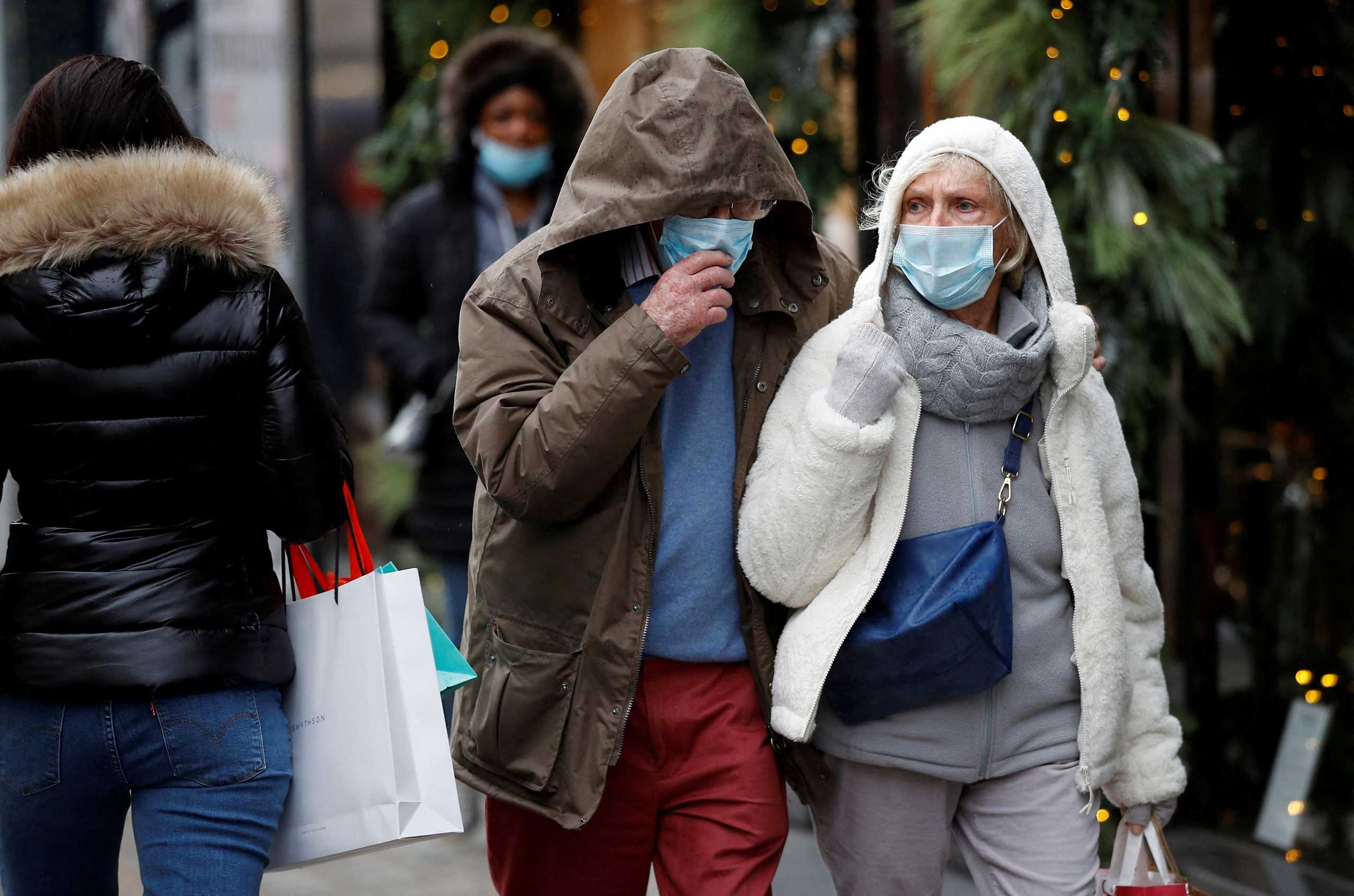 Βρετανία: Τέλος οι μάσκες και τα πιστοποιητικά – Αίρονται τα μέτρα για την πανδημία
