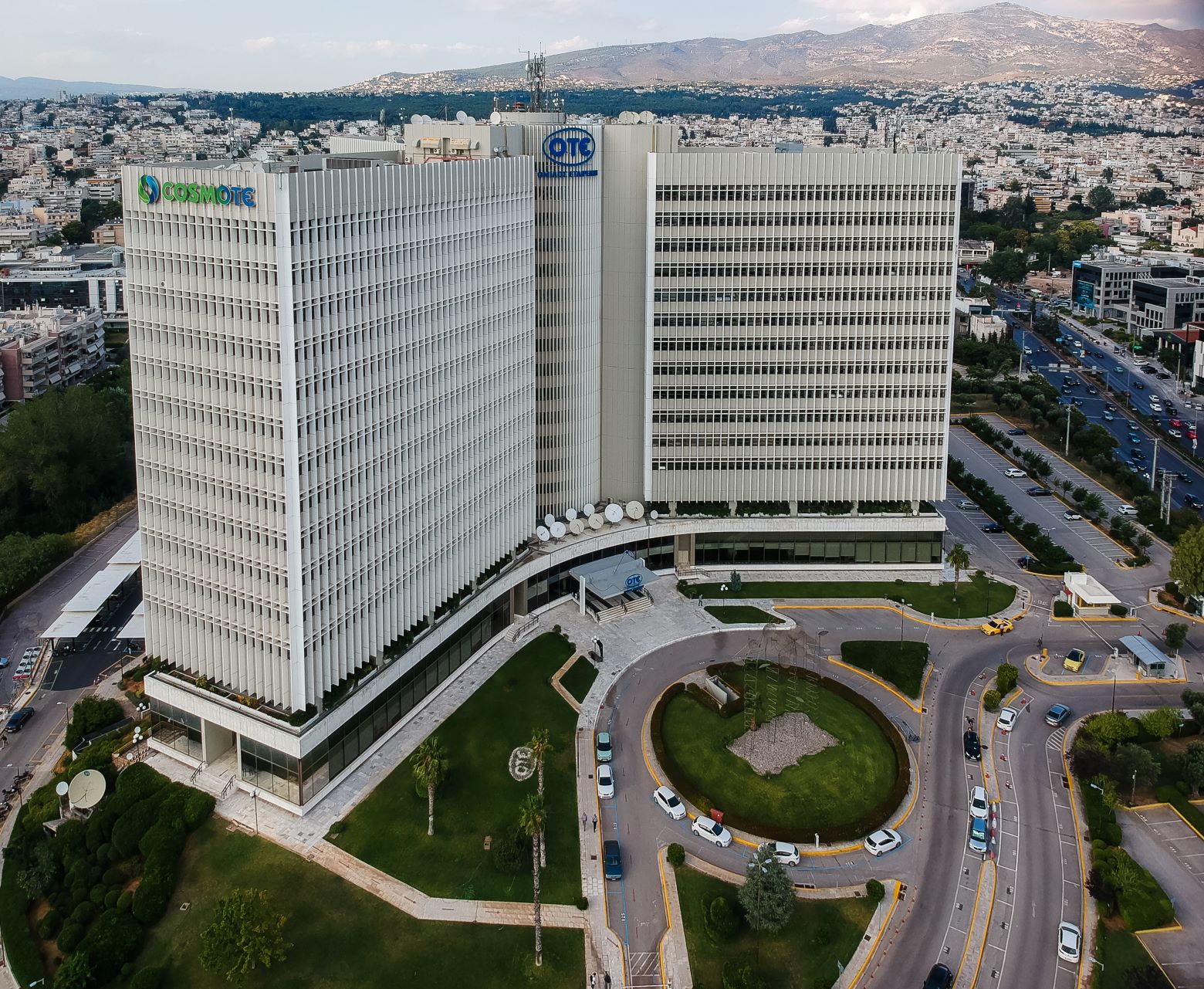 OTE: Η ιστορία των τηλεπικοινωνιών μέσα από τα γνωστά και εμβληματικά του κτήρια