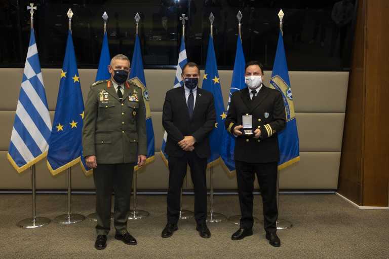 Η Εθνική πόλο ανδρών τιμήθηκε από το υπουργείο Άμυνας