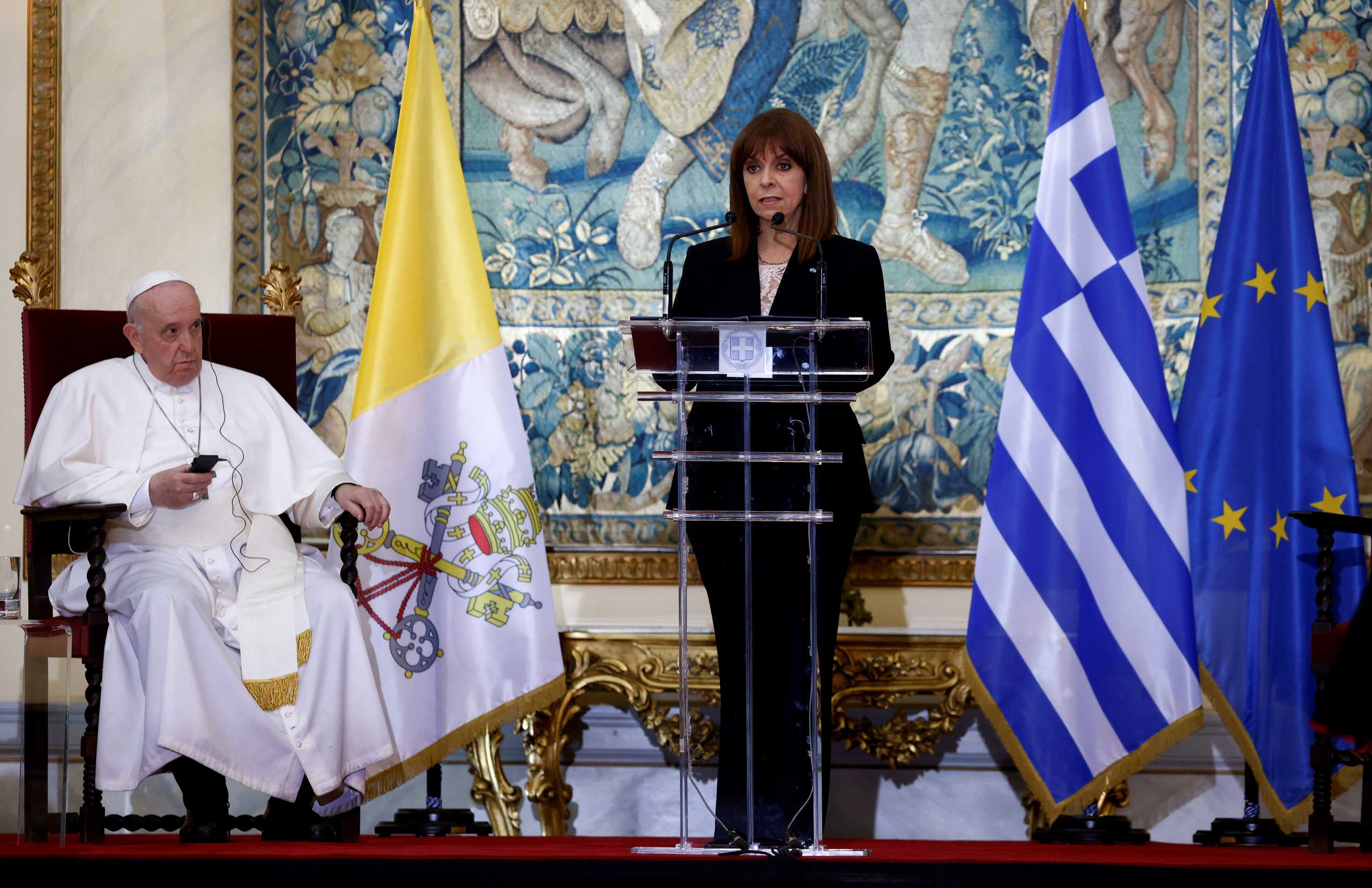 Πάπας Φραγκίσκος: Τον ευχαρίστησε η Κατερίνα Σακελλαροπούλου για την Αγιά Σοφιά