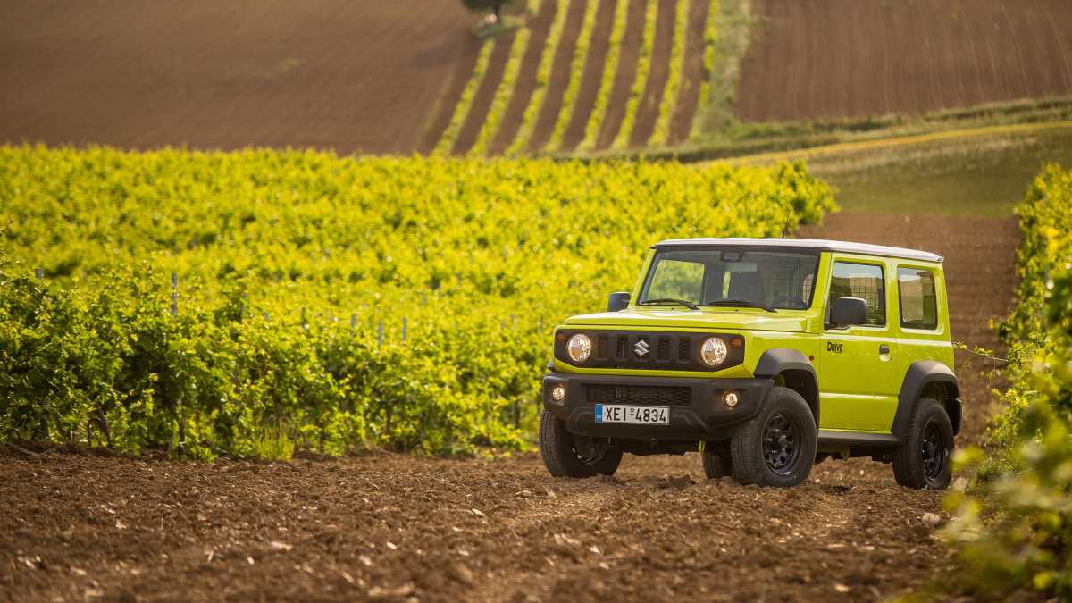 Το Jimny γίνεται 5θυρο αλλά όχι από την Suzuki (pics)