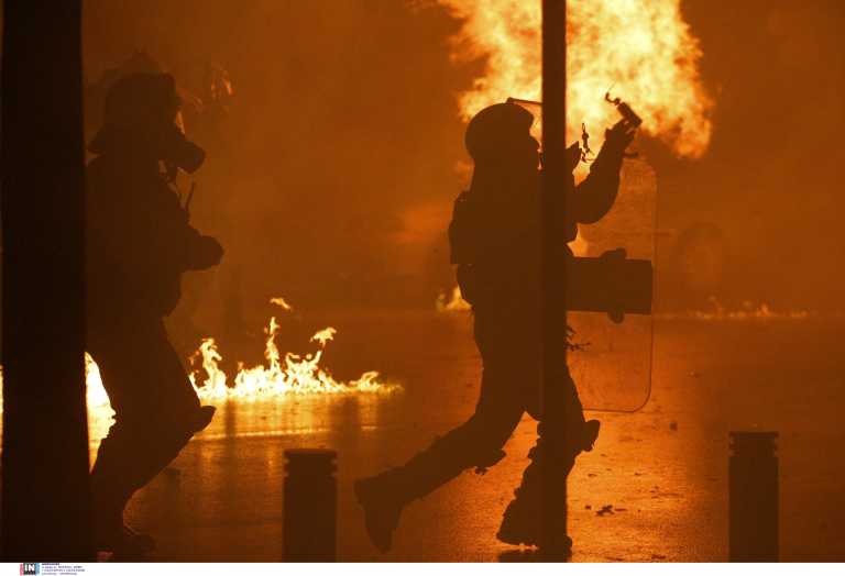 Θεσσαλονίκη: 9 συλλήψεις και 35 προσαγωγές για τα επεισόδια μετά την πορεία για τον Αλέξανδρο Γρηγορόπουλο