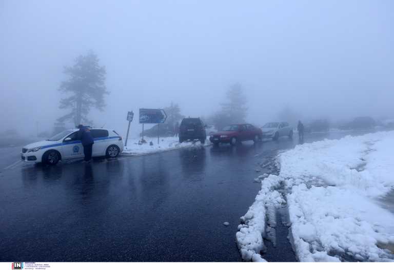 Κακοκαιρία Carmel: Που έχει διακοπεί η κυκλοφορία στην Αττική