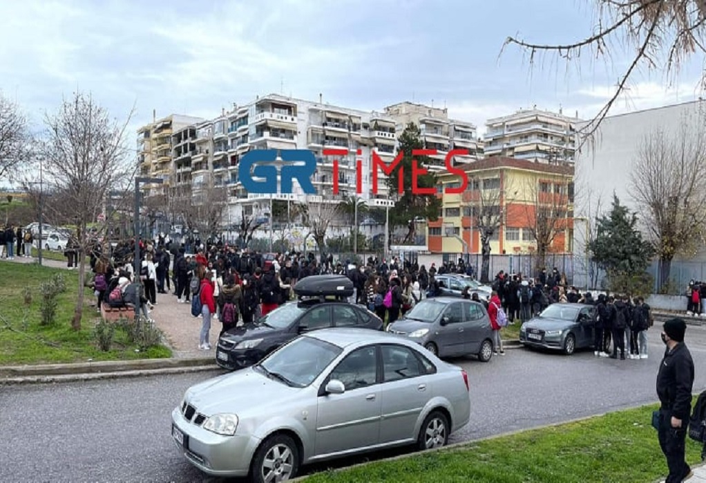 σχολειο ευοσμος αποχη
