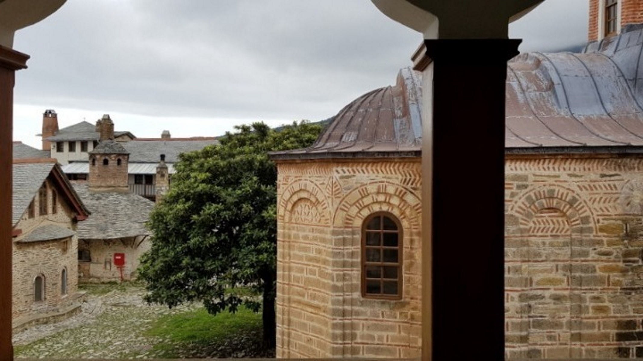 Κορονοϊός: Πέθανε κι άλλος μοναχός στο Άγιο Όρος – «Δραματική η κατάσταση στη μονή Φιλοθέου»