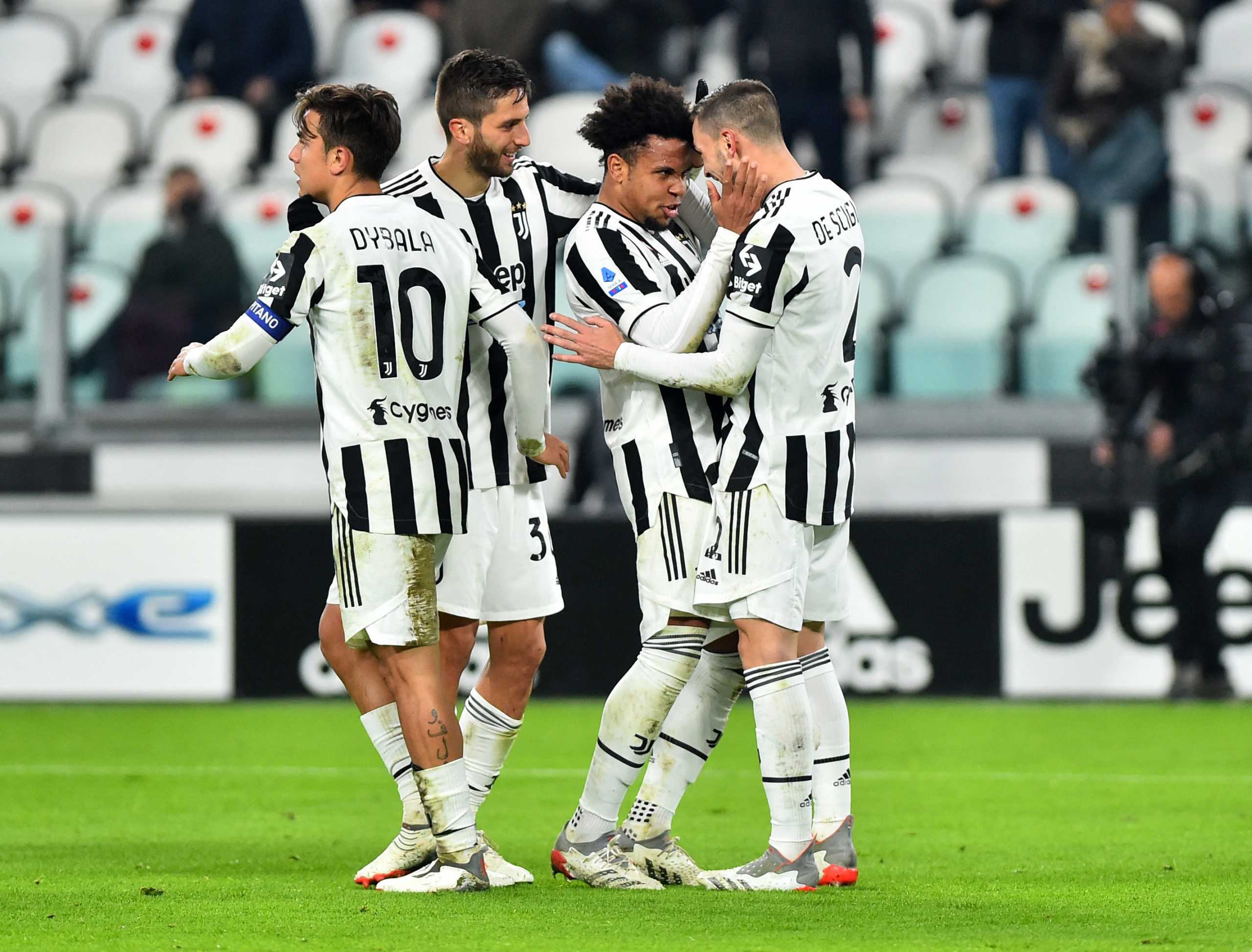 Soccer Football - Serie A - Juventus v Udinese - Allianz Stadium, Turin, Italy - January 15, 2022 Juventus' Weston McKennie celebrates scoring their second goal with teammates REUTERS