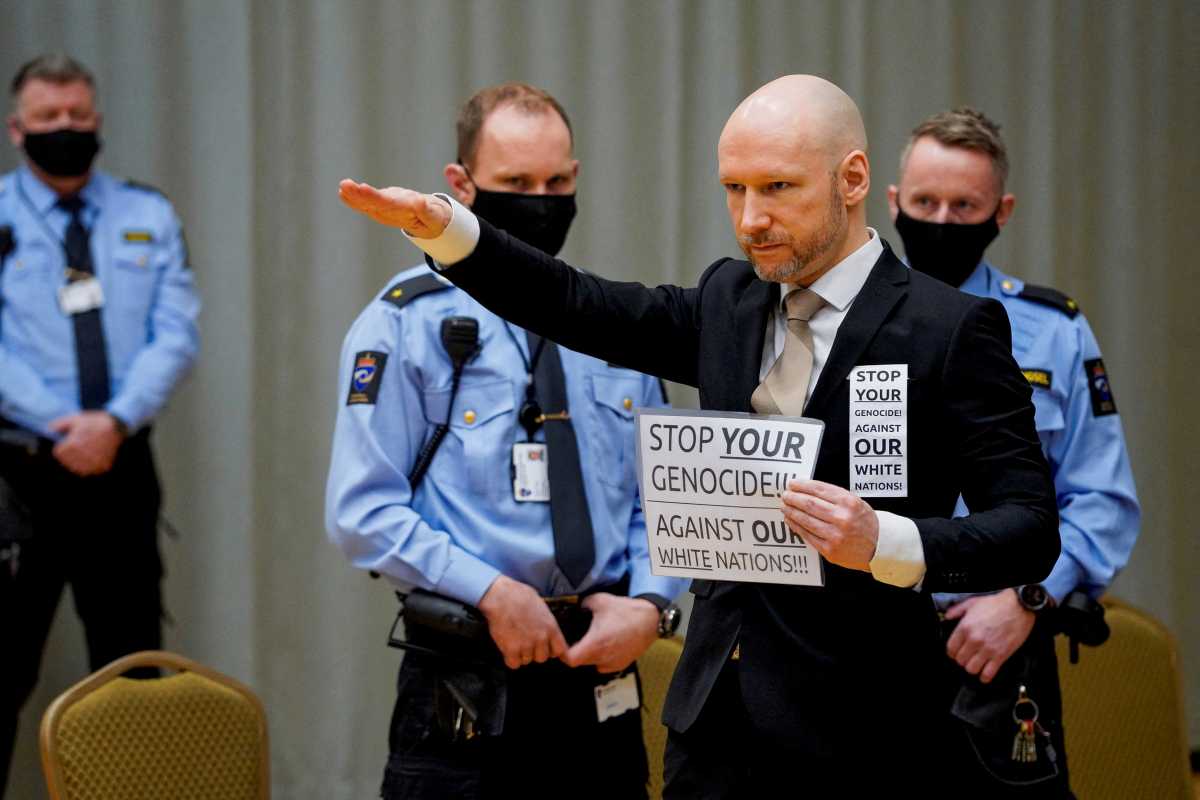 Νορβηγία: 10 χρόνια μετά το μακελειό στην Ουτόγια ο Μπρέιβικ ζητάει να αποφυλακιστεί