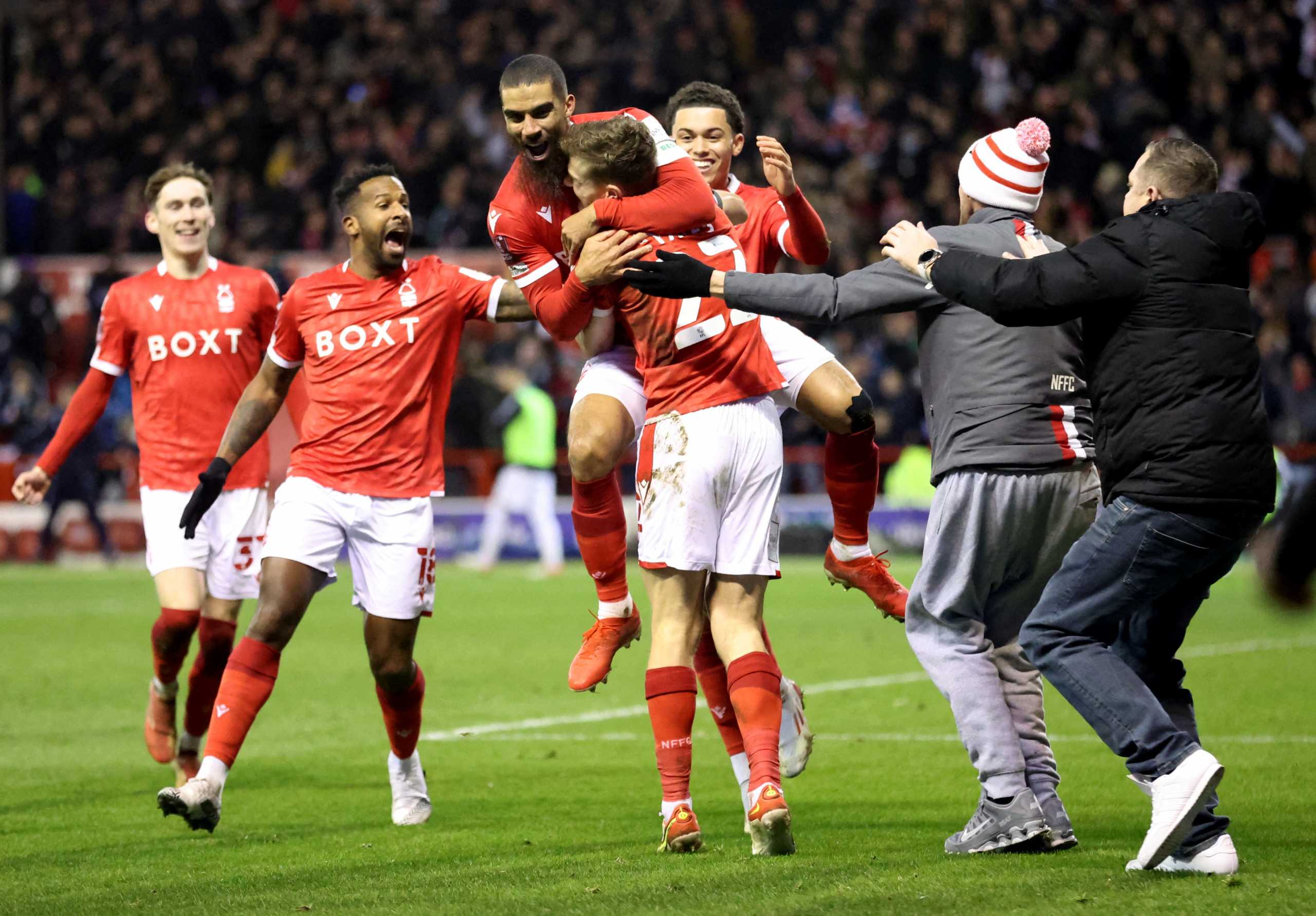 Soccer Football - FA Cup Third Round - Nottingham Forest v Arsenal - The City Ground, Nottingham, Britain - January 9, 2022 Nottingham Forest's Lewis Grabban celebrates scoring their first goal with teammates Action Images via Reuters