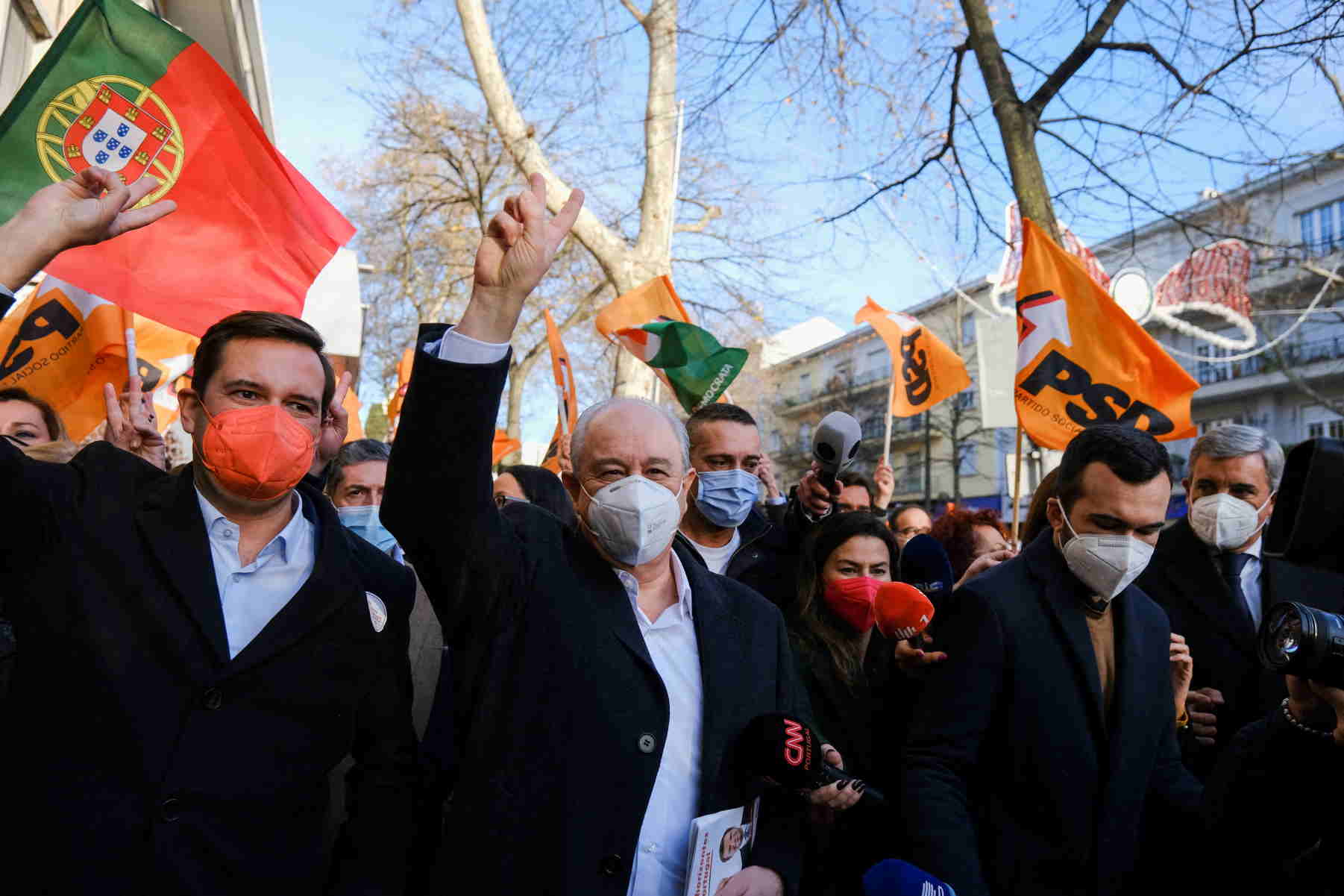 Πορτογαλία: Σοσιαλιστές και  Σοσιαλδημοκράτες κοντράρονται στις εκλογές της Κυριακής – Απόλυτο θρίλερ