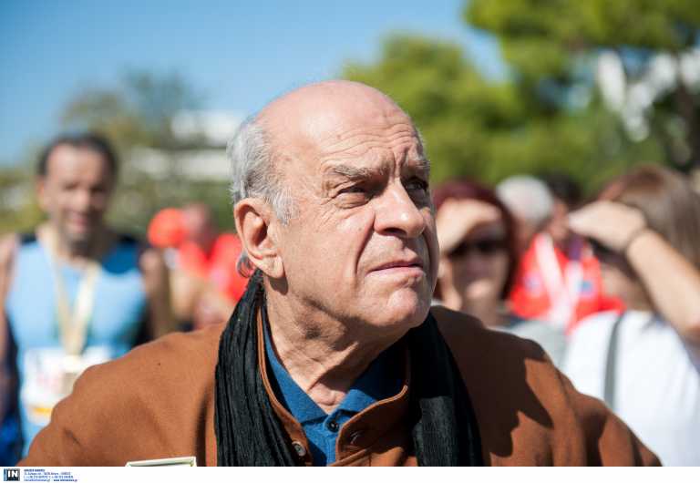 Η Ελλάδα αποχαιρετά τον Αλέκο Φασιανό: Από την Πλάκα και τον Μόραλη, στην καταξίωση