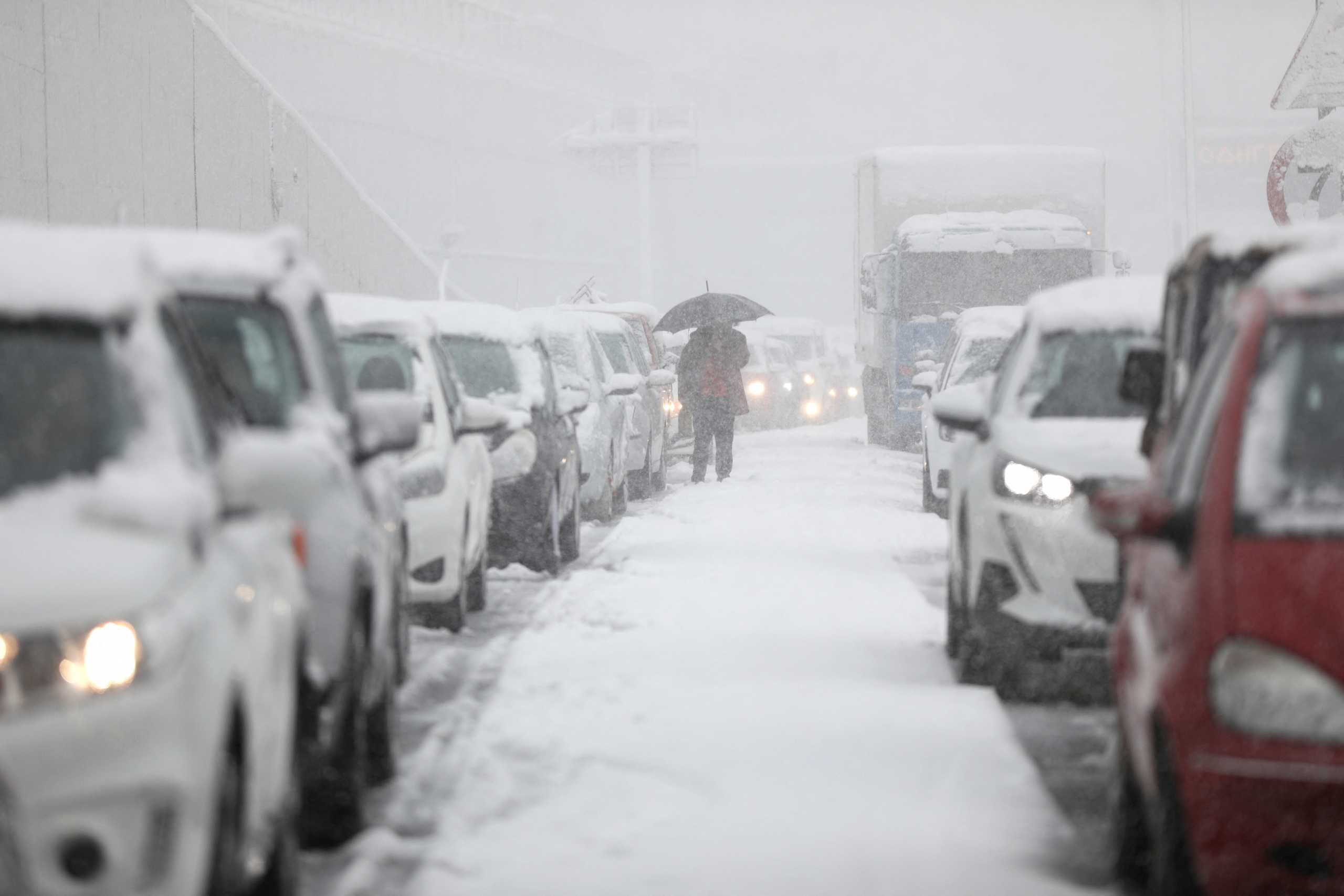 Κακοκαιρία: Χάος, ταλαιπωρία και ερωτήματα – Πως η «Ελπίδα» εξέθεσε το κράτος