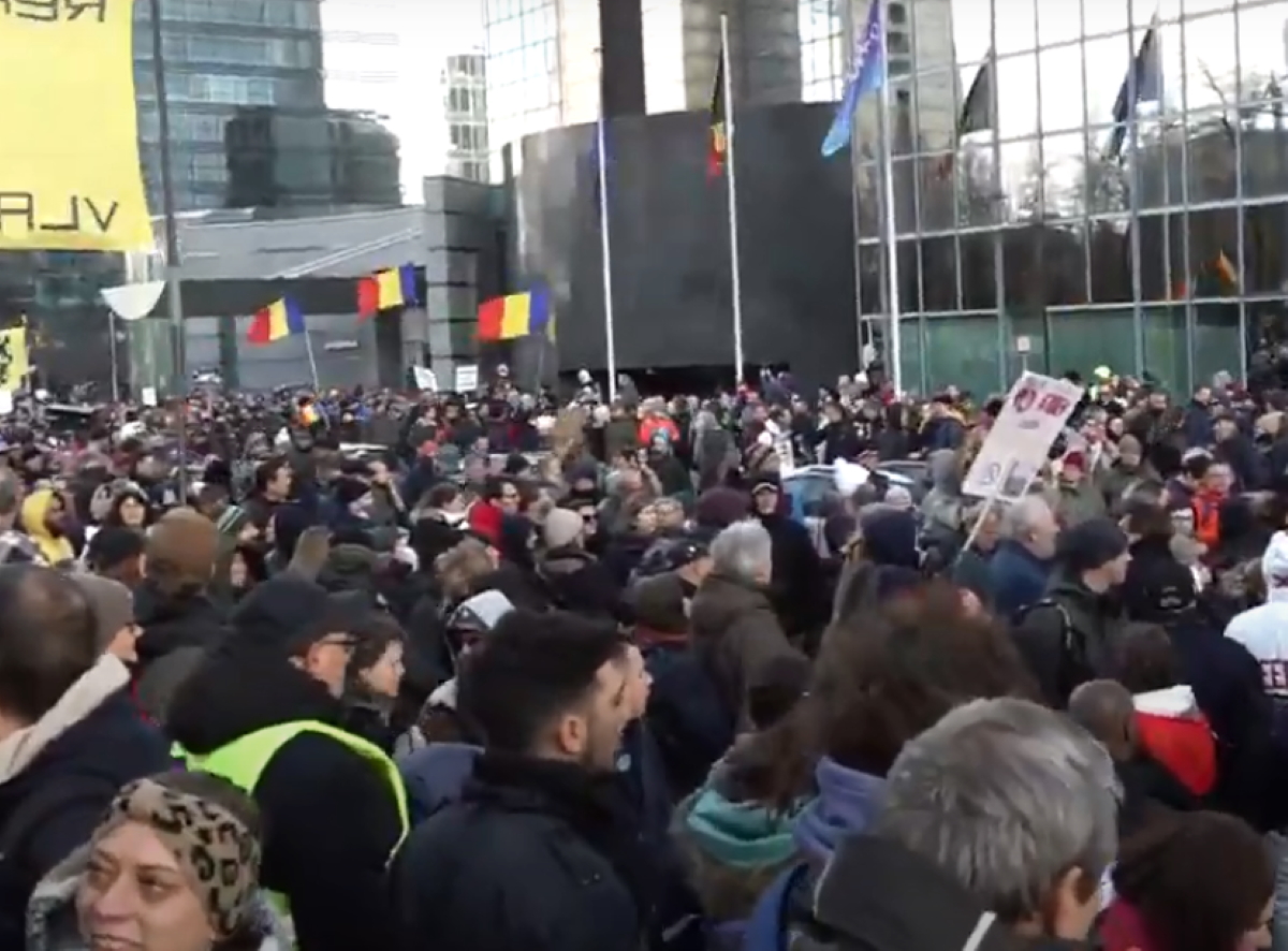 Βέλγιο: Νέα διαδήλωση κατά των μέτρων για τον κορονοϊό – Χωρίς μάσκα χιλιάδες διαδηλωτές