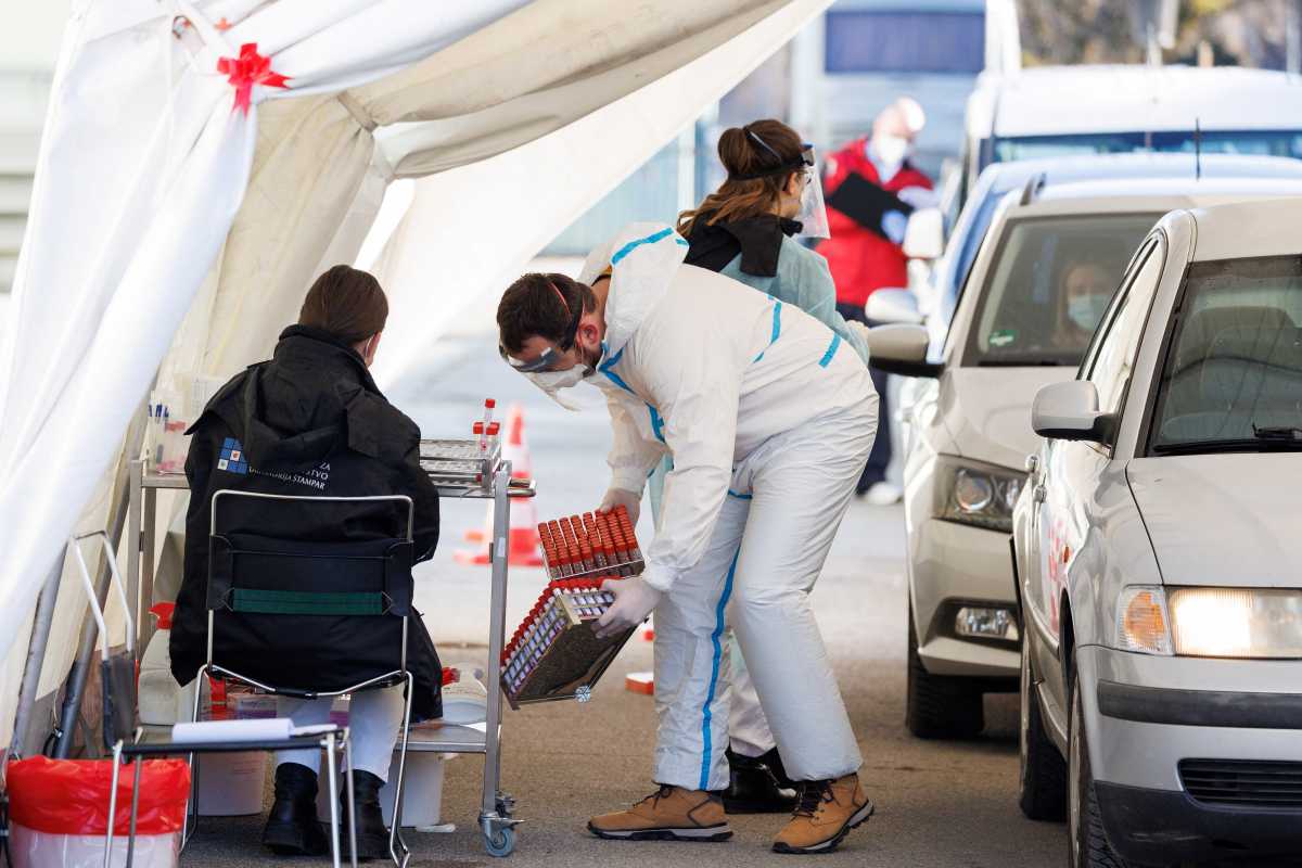 Κορονοϊός: Ρεκόρ κρουσμάτων σε Σλοβενία και Κροατία