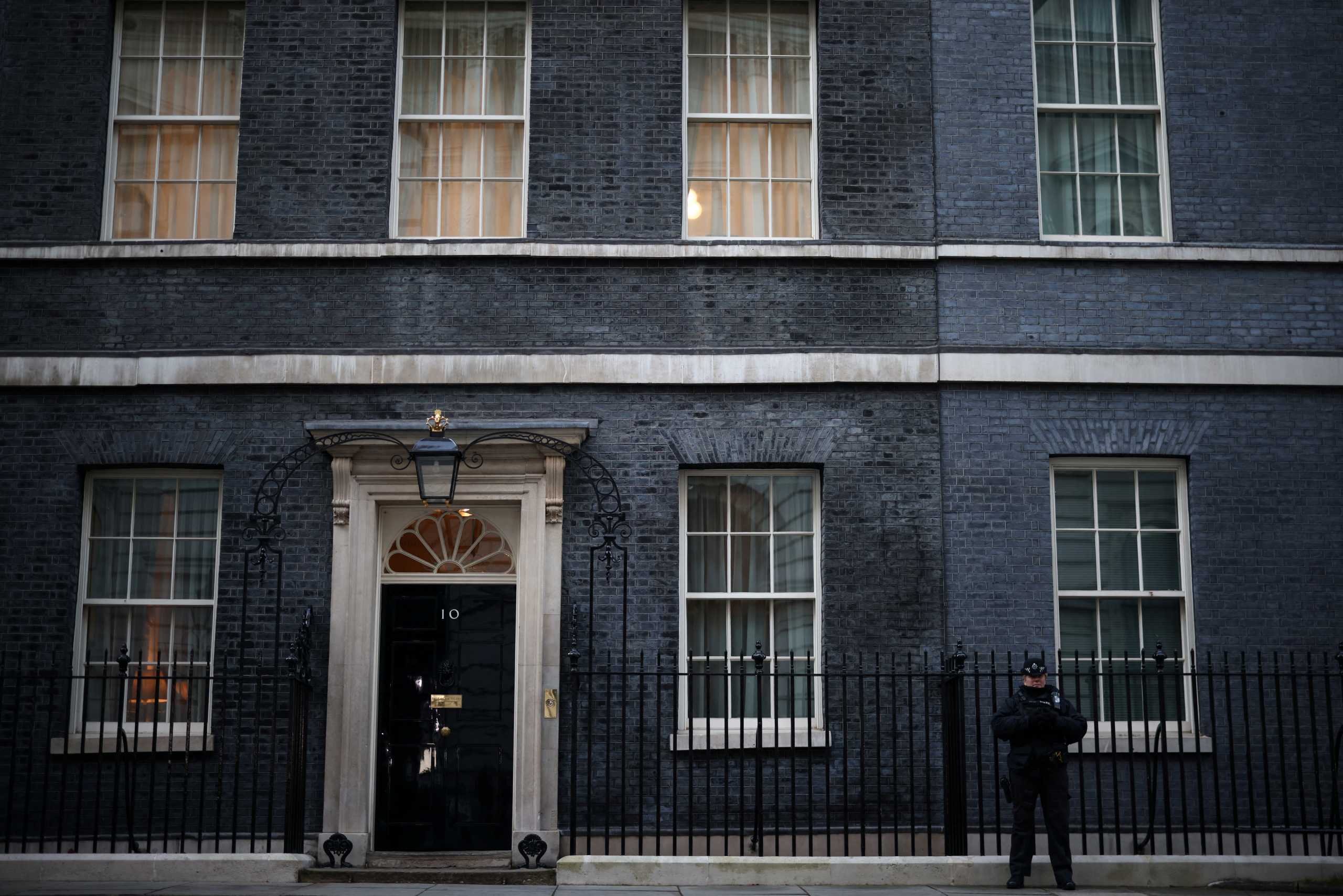 Βρετανία: Έρχεται το ριάλιτι «Make Me Prime Minister» όπου πολίτες θα αποδεικνύουν αν μπορούν να γίνουν πρωθυπουργοί