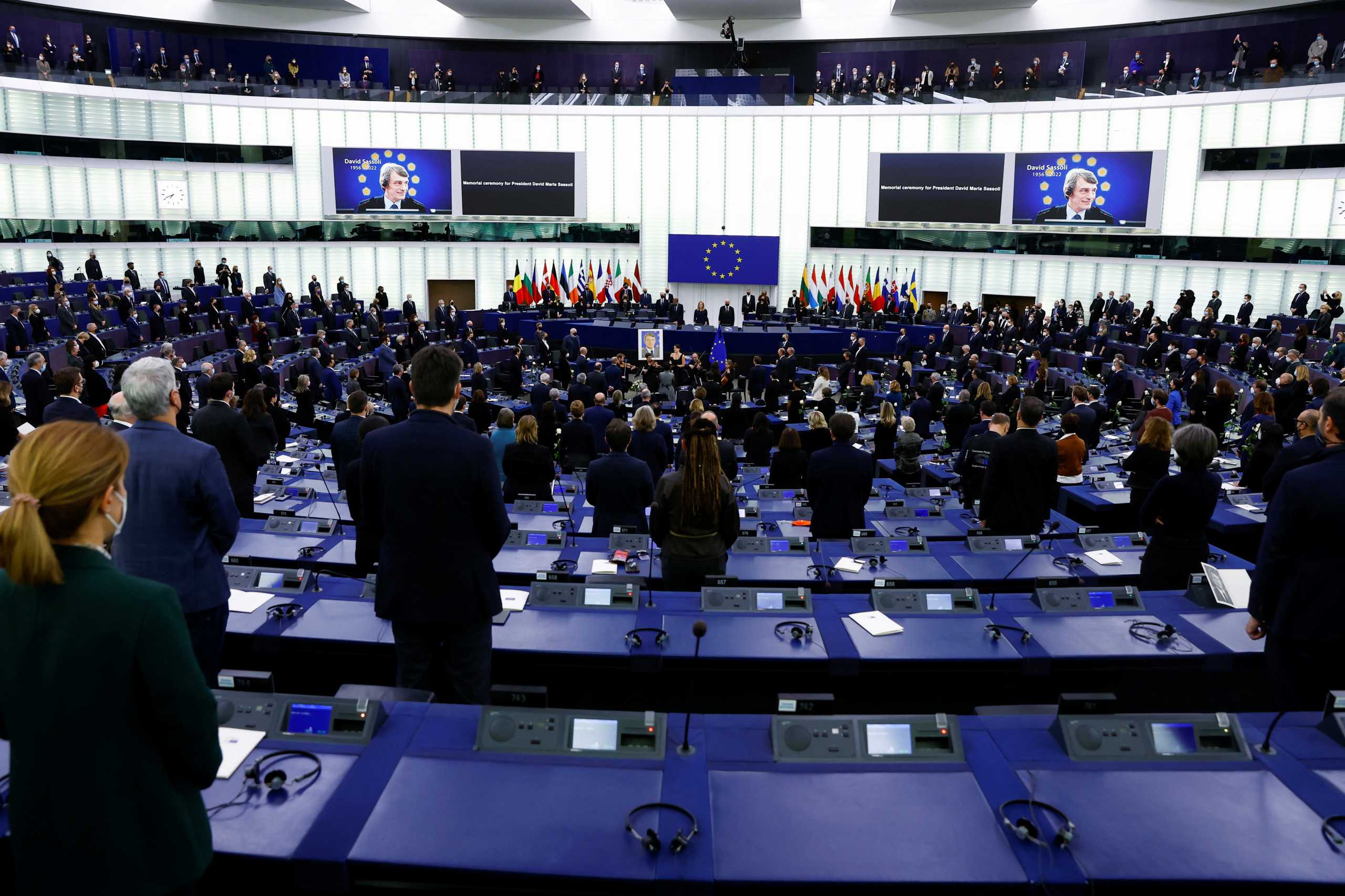 Ευρωπαϊκό Κοινοβούλιο: Ποιος θα είναι ο διάδοχος του Νταβίντ Σασόλι στην προεδρία